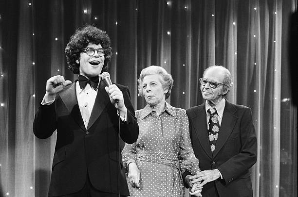 Al Franken, Phoebe Franken, Joe Franken On SNL 1977 OLD TV PHOTO 2