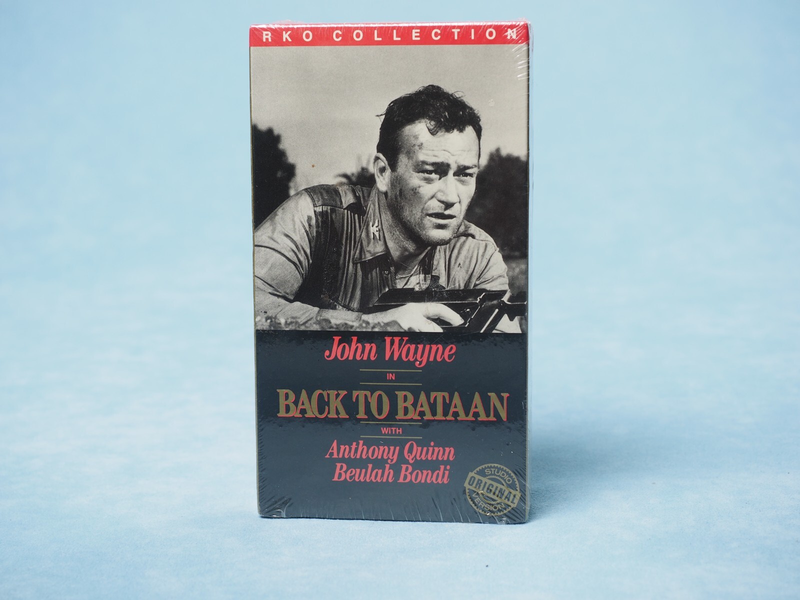Back To Bataan John Wayne Anthony Quinn VHS 1989 1945 New Sealed