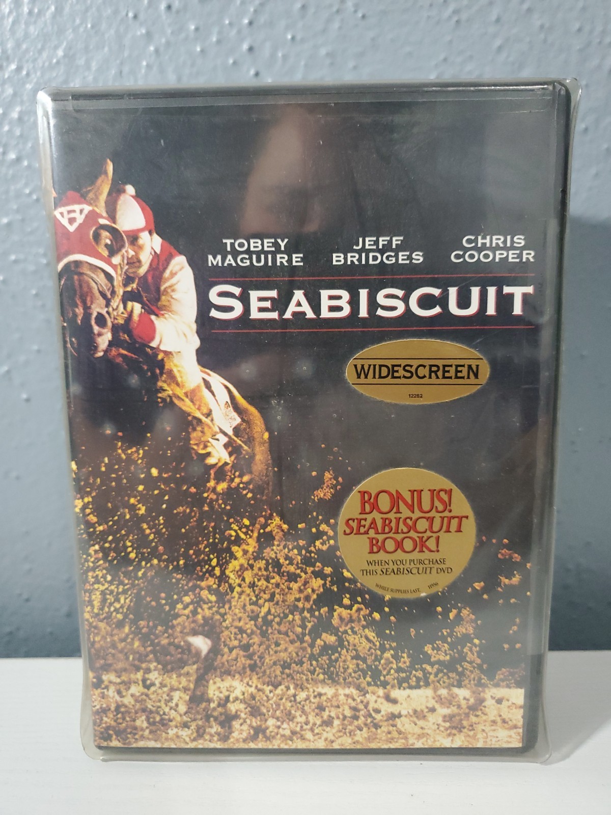 Seabiscuit (DVD/Book, 2003, WS) Tobey Maguire Jeff Bridges Sealed Brand New