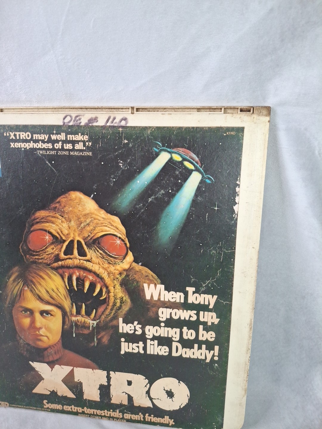 XTRO (RCA CED VideoDisc 1982) ** CULT CLASSIC HORROR Tested Working
