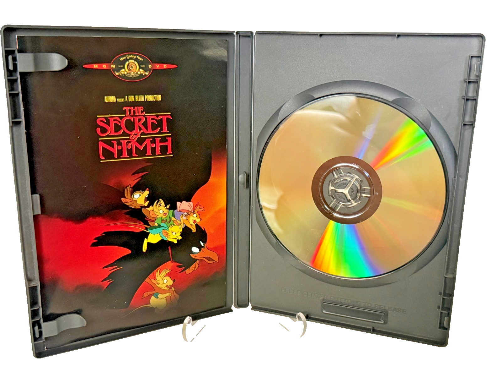 The Secret of NIMH DVD 1982 Don Bluth Animated Classic with 8-Page Booklet MGM