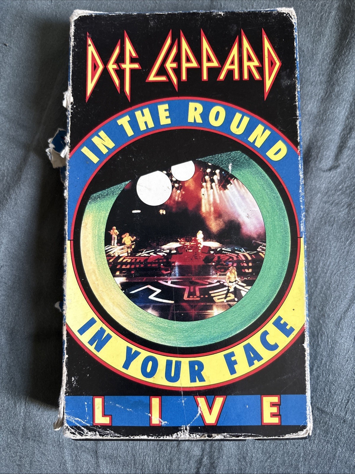 Vintage 1989 Def Leppard In The Round In Your Face Live Concert VHS Tape Tested