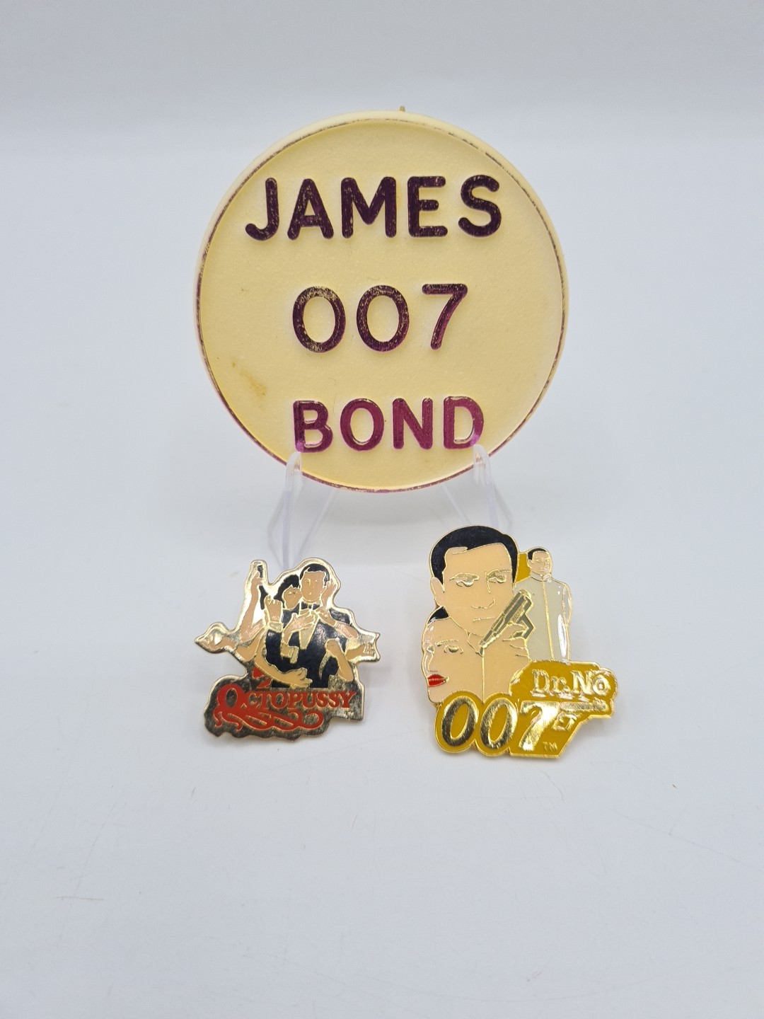 James Bond 007 Vintage Badges Dr. No Octopussy Pins Lot A47