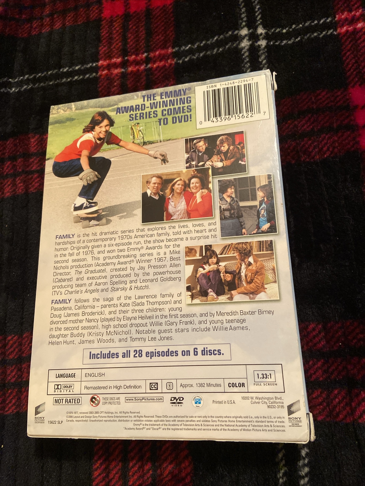 The Family – The Complete First & Second Seasons DVD 2006 6-Disc Set 70s Sitcom