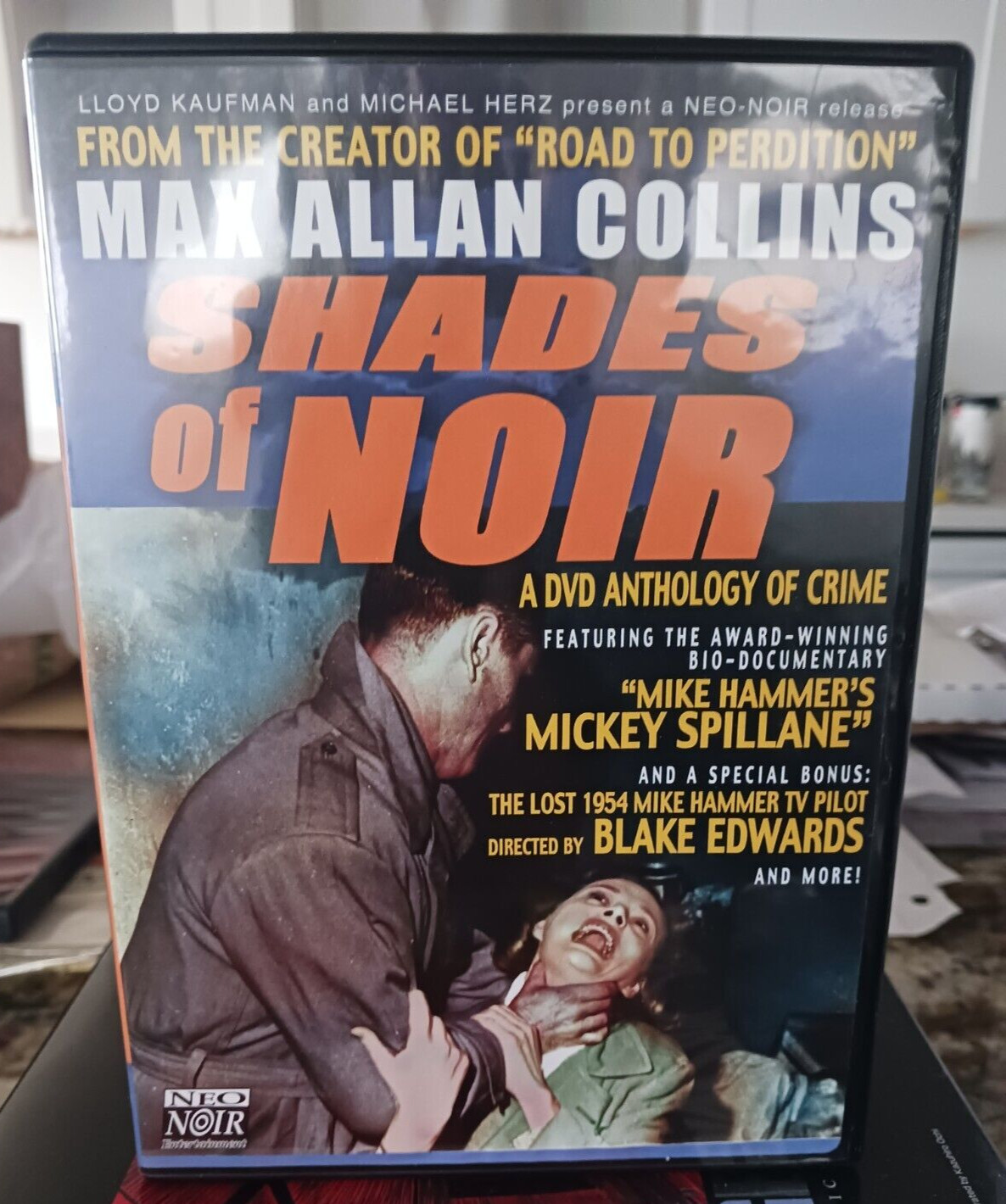 Shades of Noir DVD ANTHOLOGY OF CRIME Max Allan Collins 2004 Mike Hammer RARE!