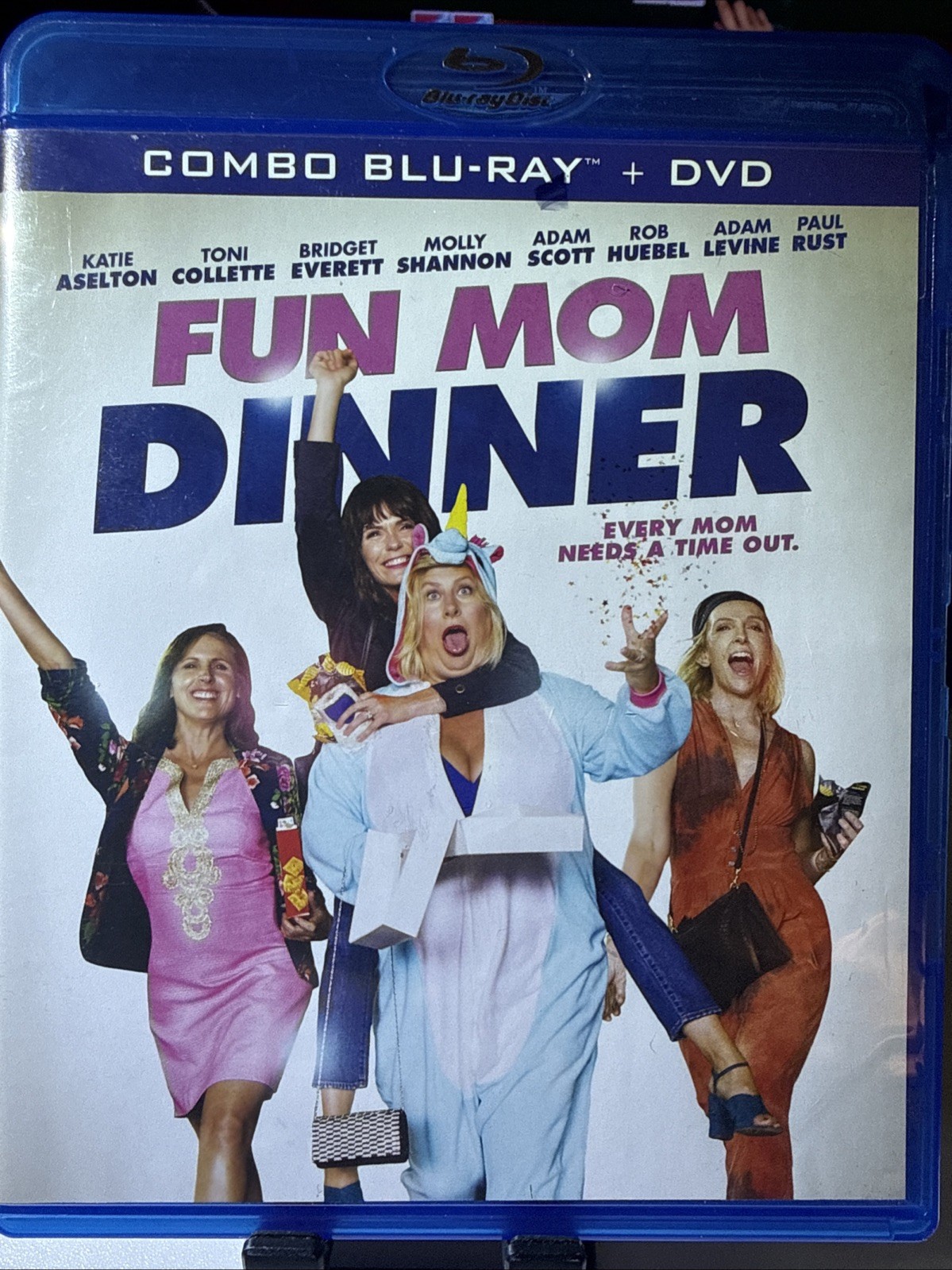 Fun Mom Dinner (Blu-ray, 2017) (Combined Shipping) (Ships In Box)