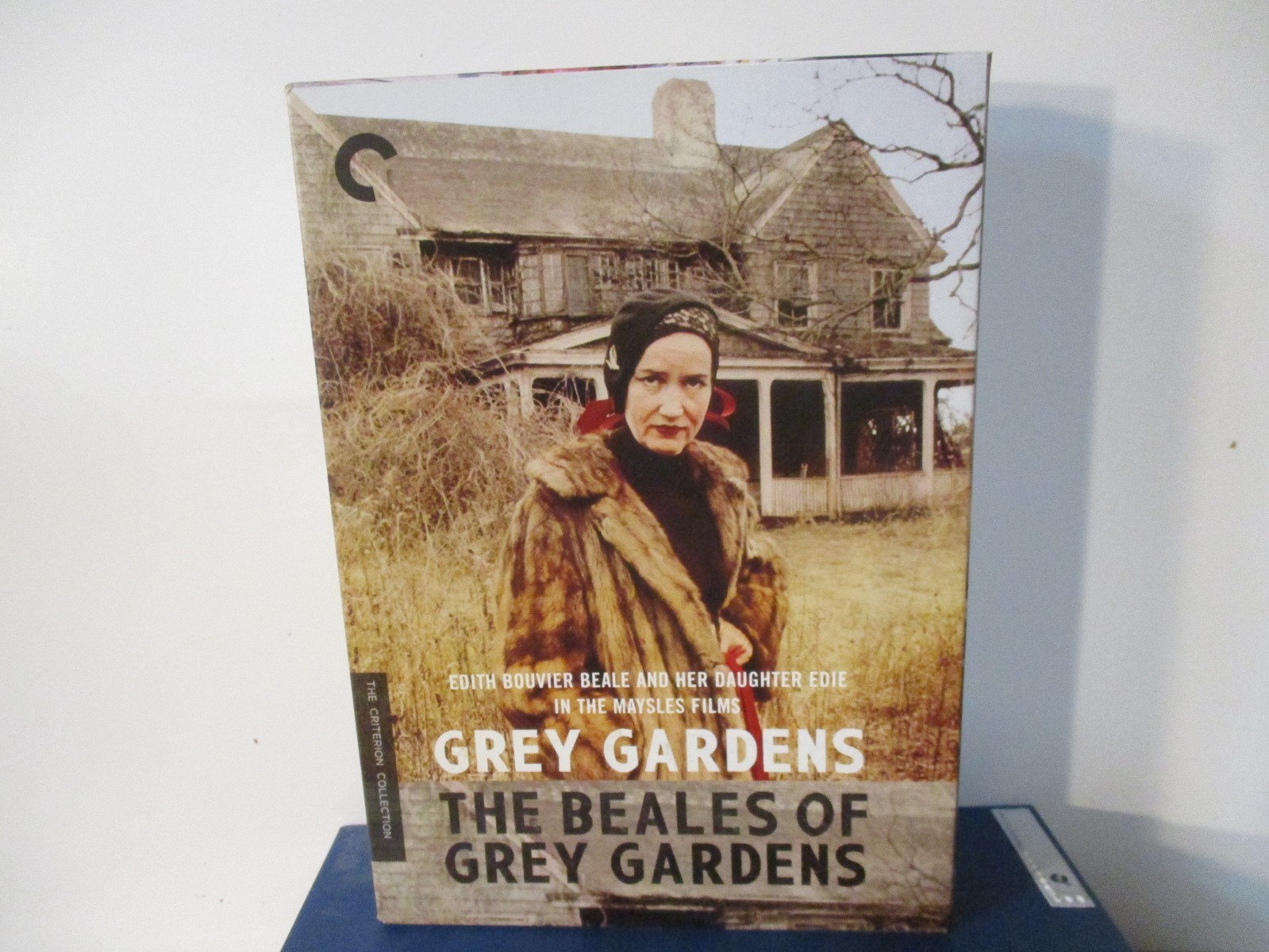 Grey Gardens & Beales of Grey Gardens – Criterion – 2 DVD Set – MINT – D26-159