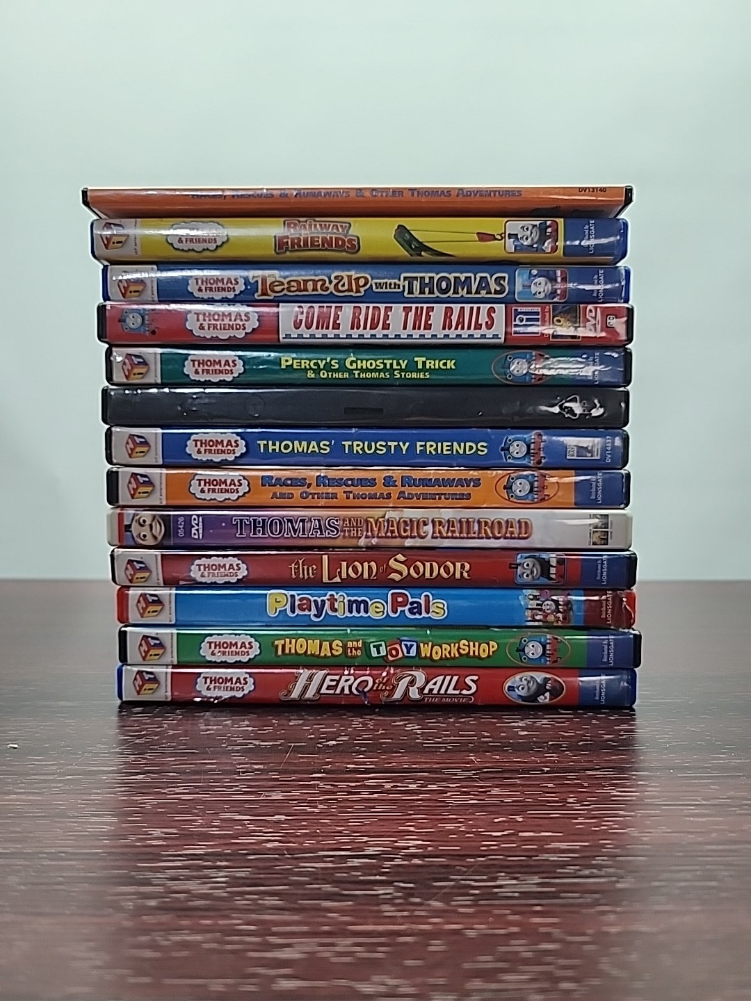 LOT OF 13 Thomas & Friends Train Engine Bundle Kids Family Lionsgate Damaged