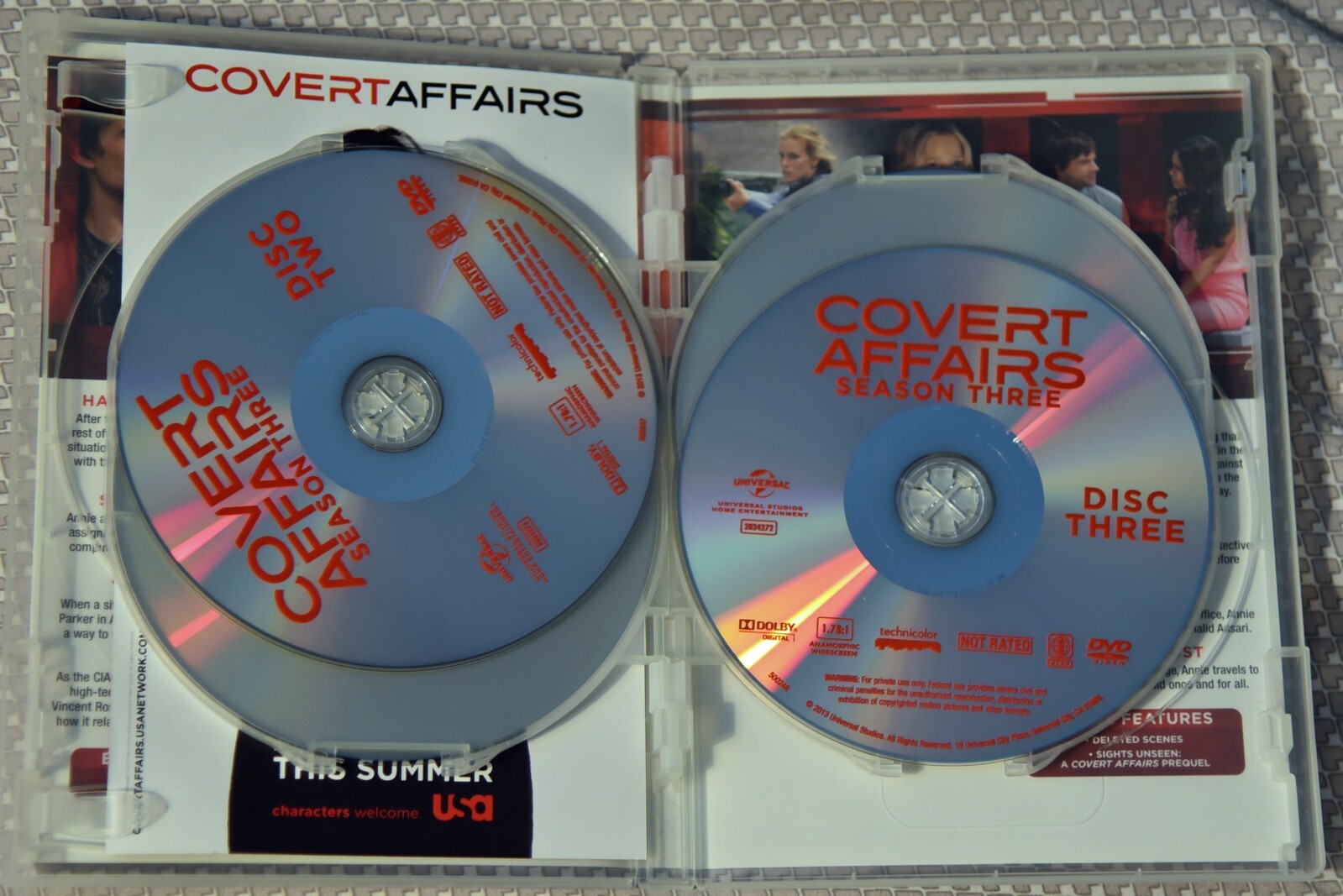Covert Affairs Season Three, 4 DVD’s Piper Perabo & Christopher Gorham