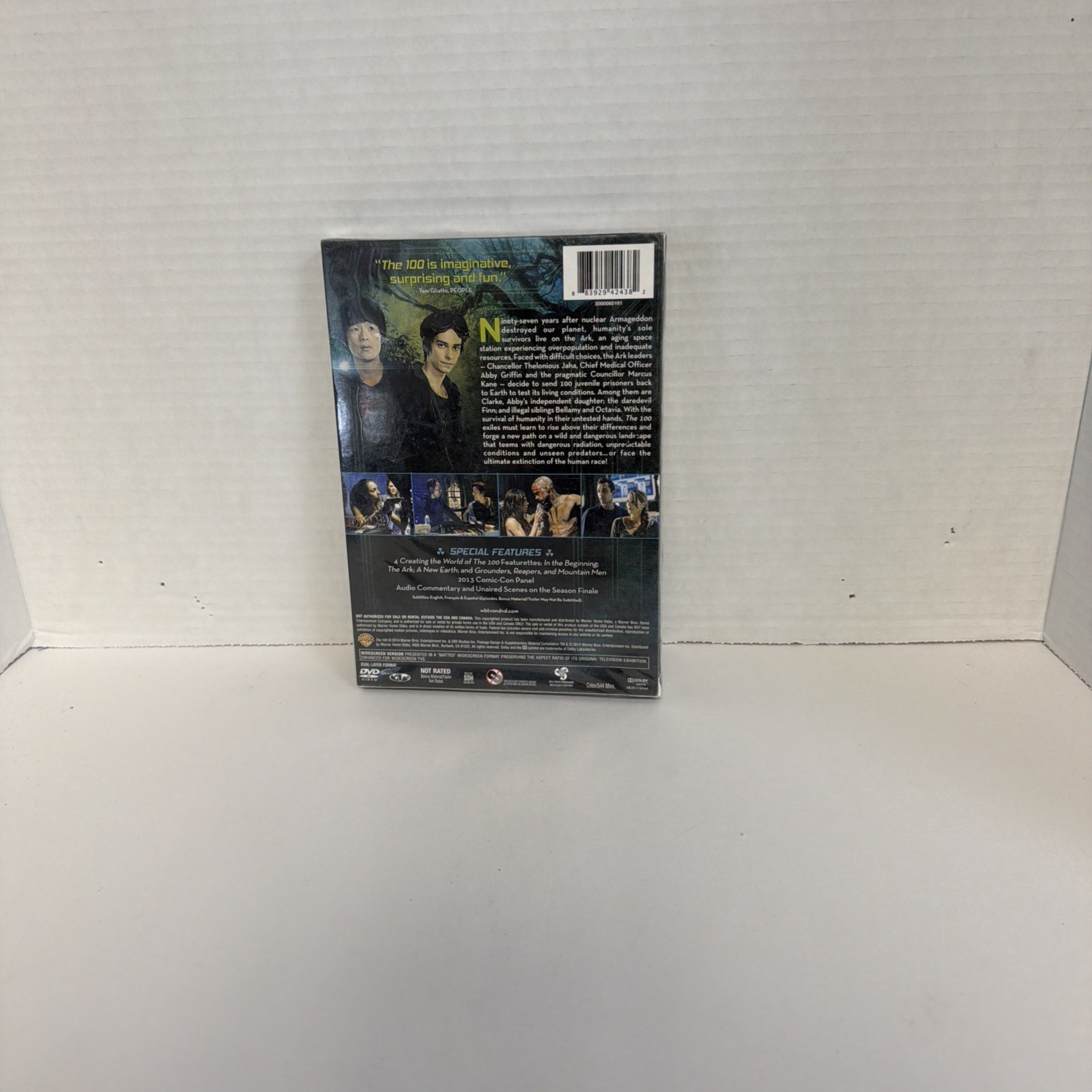 The 100: the Complete First Season (DVD, 2014)