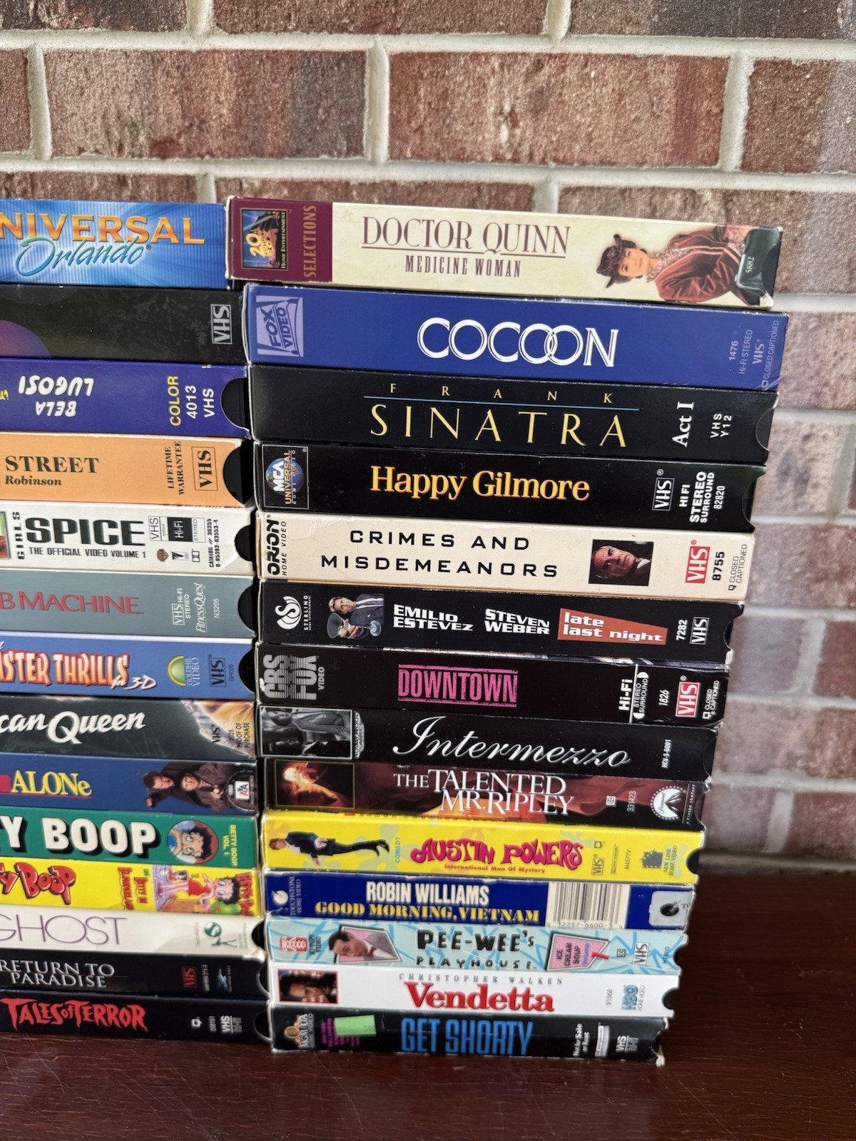 🍊Lot of 42 VHS Tapes Mixed Bundle Variety of Movies | Apollo 13 Home Alone MORE