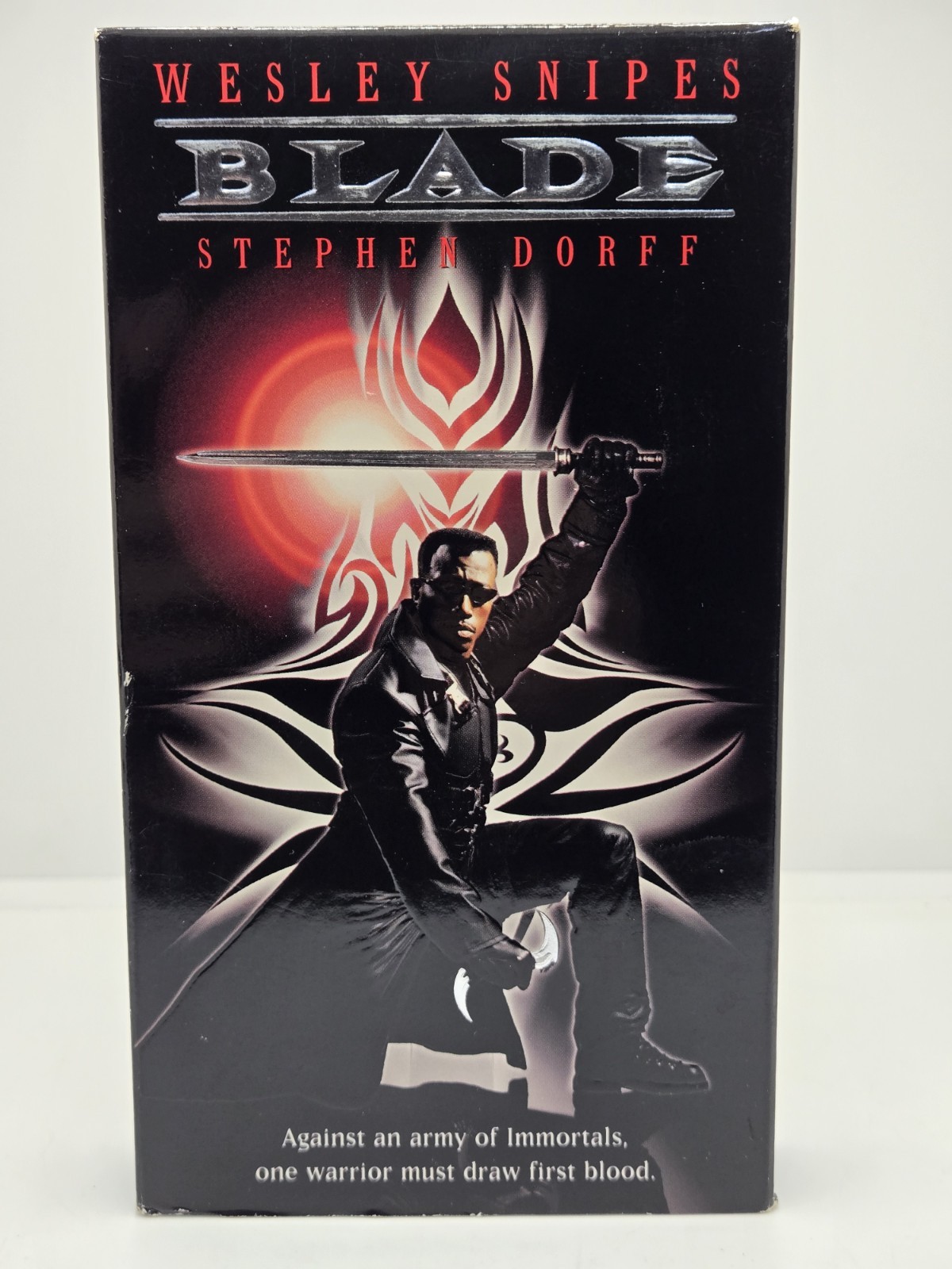 Blade VHS Tape 1998 Wesley Snipes Stephen Dorff Horror Action Movie R-Rated