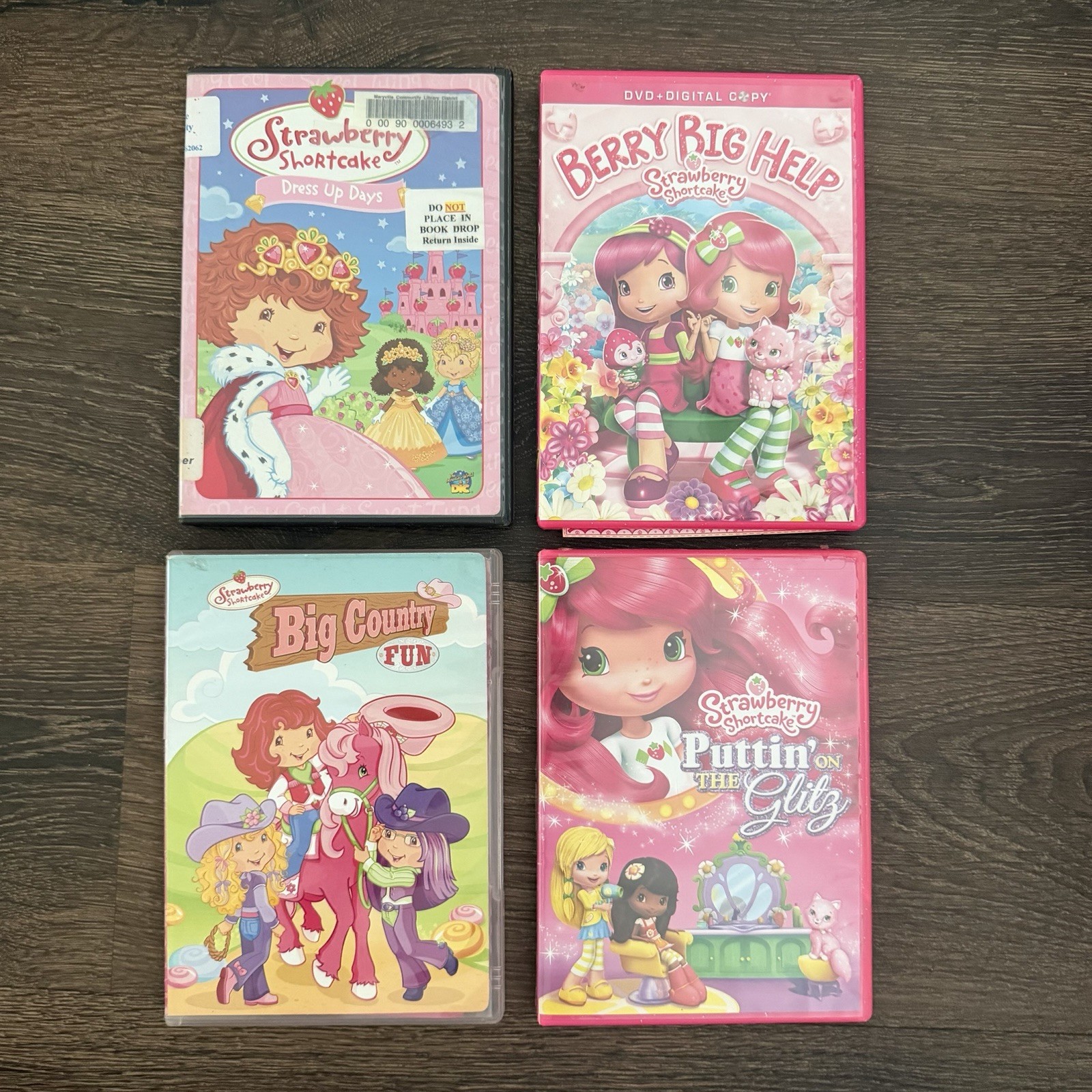 Strawberry Shortcake DVD Lot of 4 Berry Big Help Big Country Fun Tested