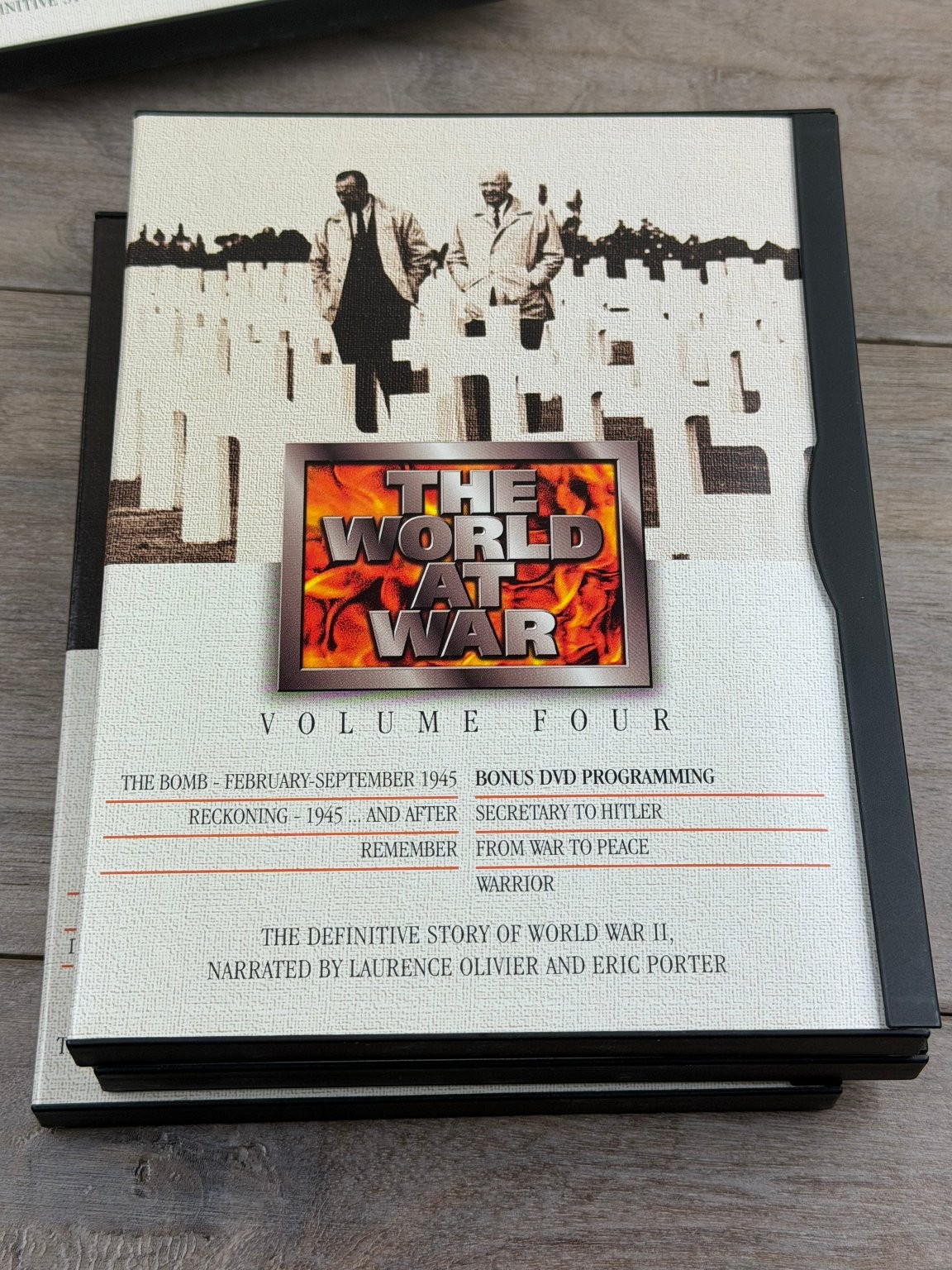 The World At War DVD 2000 Complete Series Laurence Olivier WWII Documentary Box