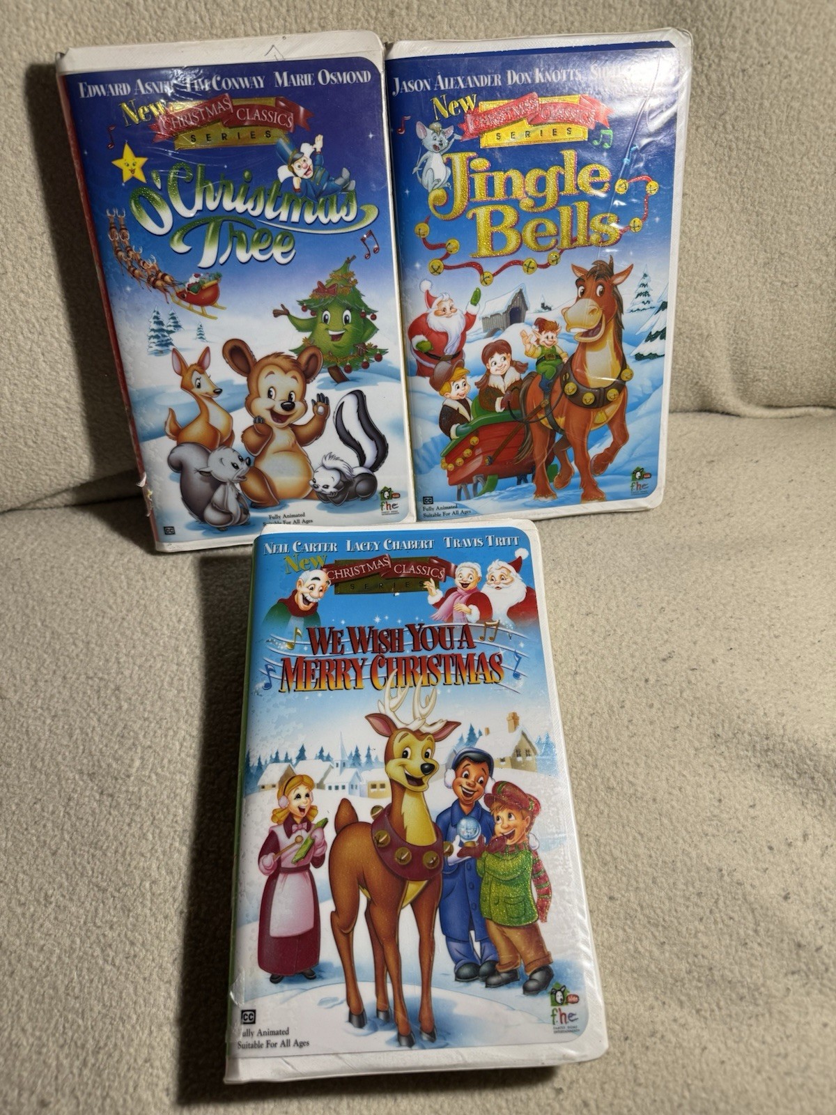Christmas Classics Series VHS Tape Lot 90s Nostalgia Jingle Bells Tree Wish