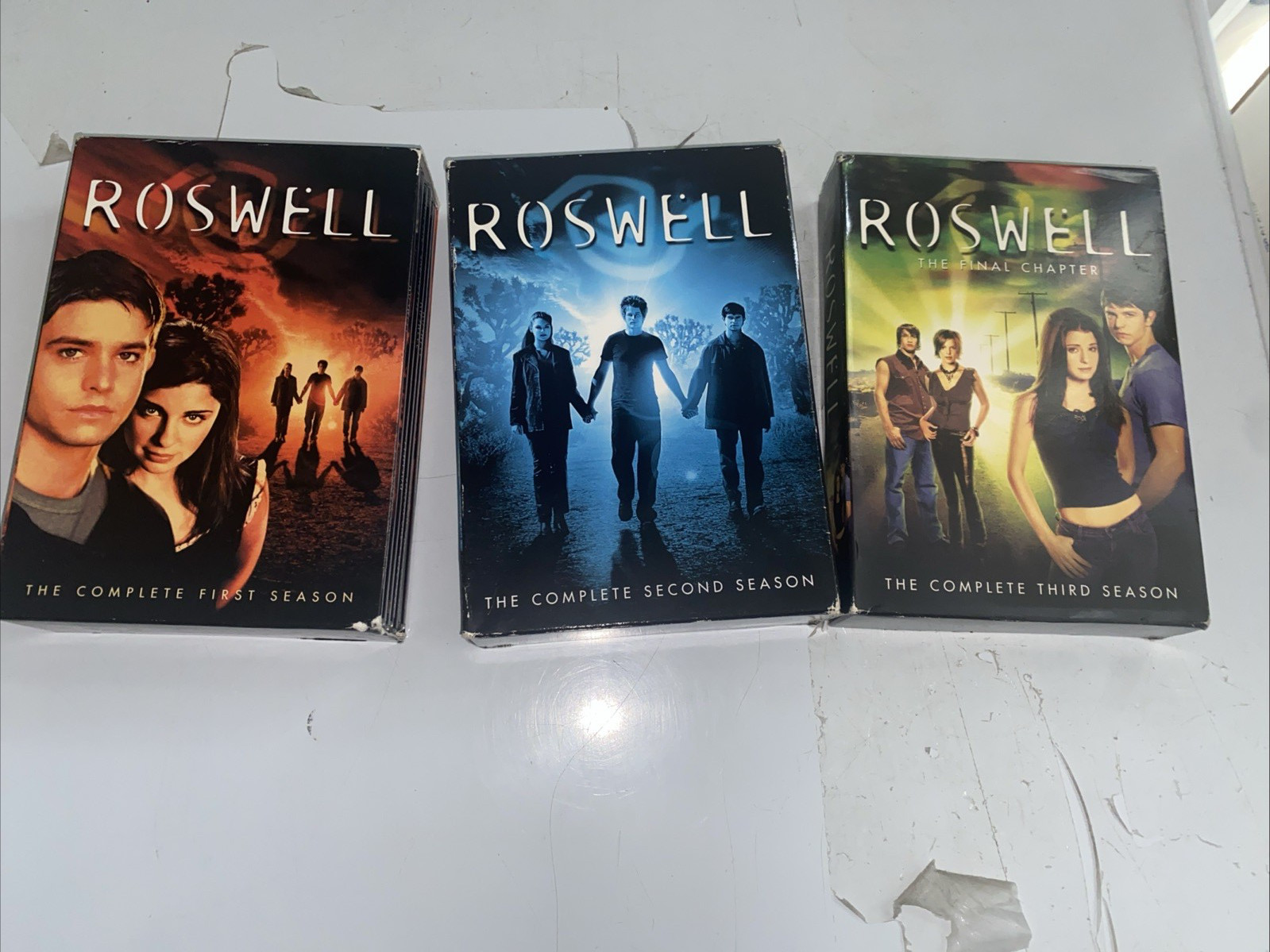 Roswell Complete DVD Box Set TV Series Seasons 1-3