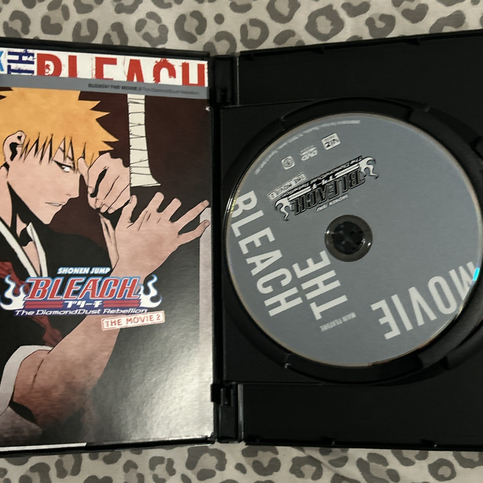 Bleach the Movie 2: the Diamond Dust Rebellion (DVD) Slipcover