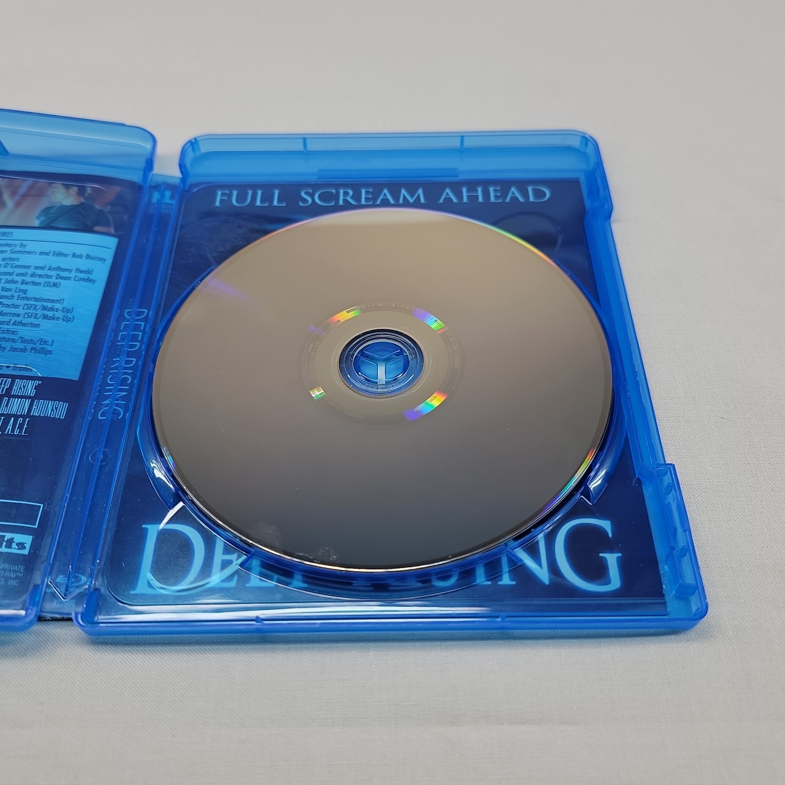 Deep Rising (Blu-ray, 1998)