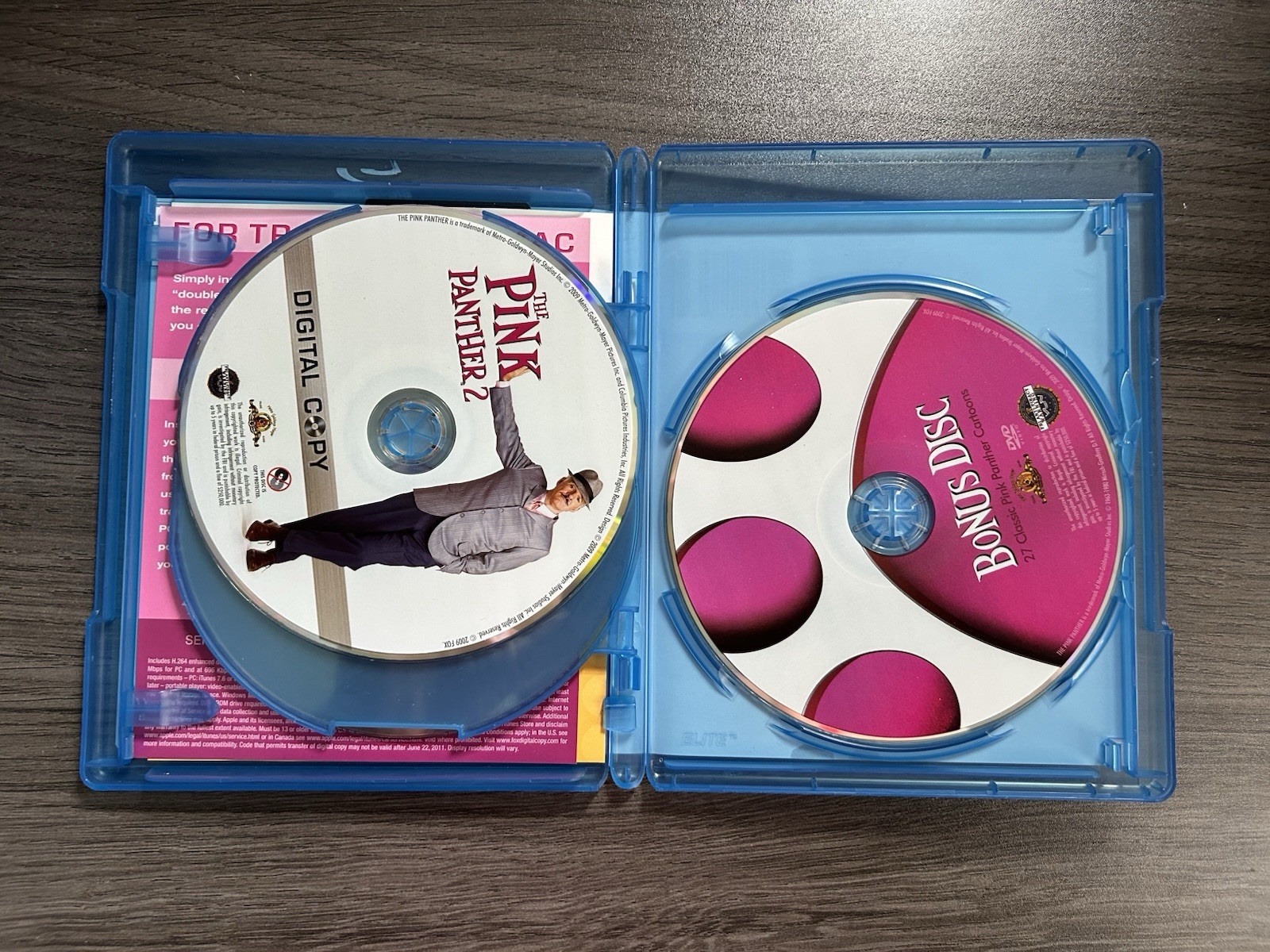 The Pink Panther 2 (Blu-ray/DVD, Steve Martin, Columbia, Comedy, Digital Copy, …
