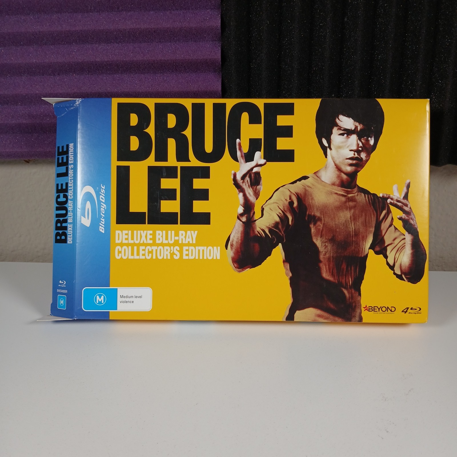 *RARE* Bruce Lee Deluxe Blu-Ray Collector’s Edition – 4 Discs – Beyond – Big Box