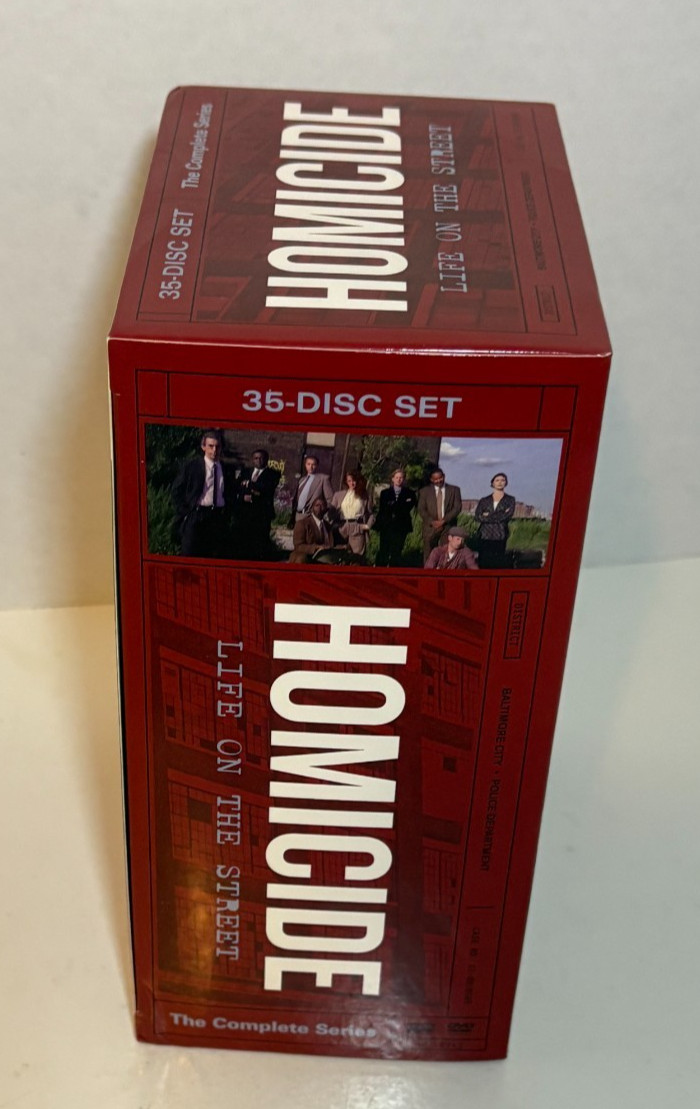 Homicide: Life on the Street – The Complete Series – 122 Episodes – 35 Disc Set