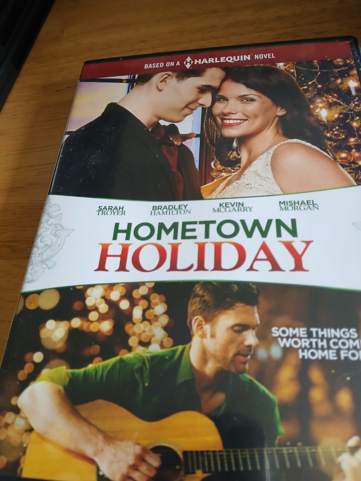 Hometown Holiday DVD Widescreen, Subtitled, NTSC, Color