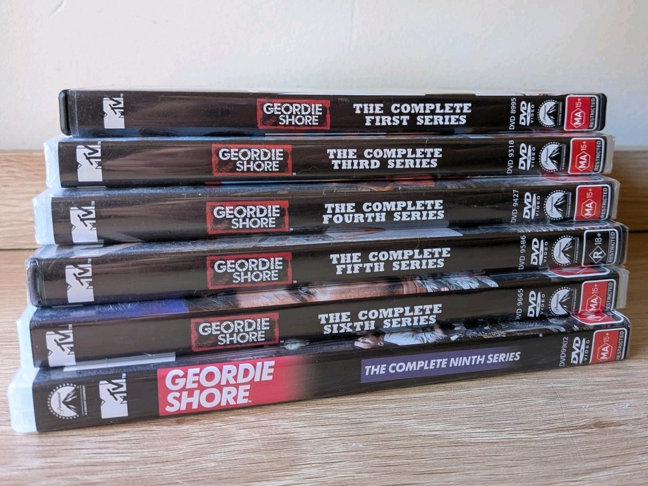 DVD Geordie Shore New TV Series Reality Gary Charlotte Vicki Holly Sophie Jay