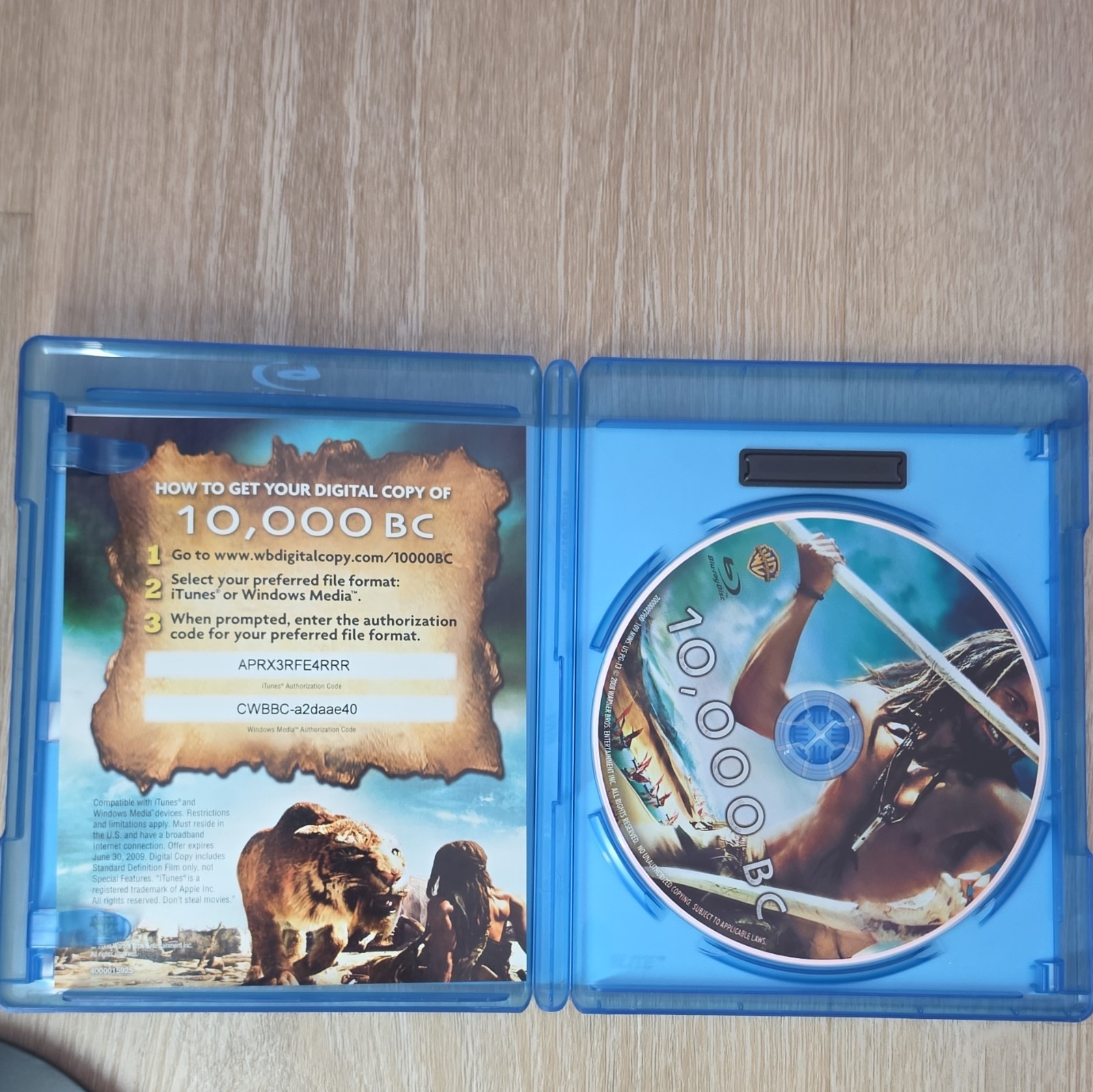 Warner Bros. Pictures 10,000 BC PG-13 Blu-ray Digital Copy 109 min Eng/Fre/Spa