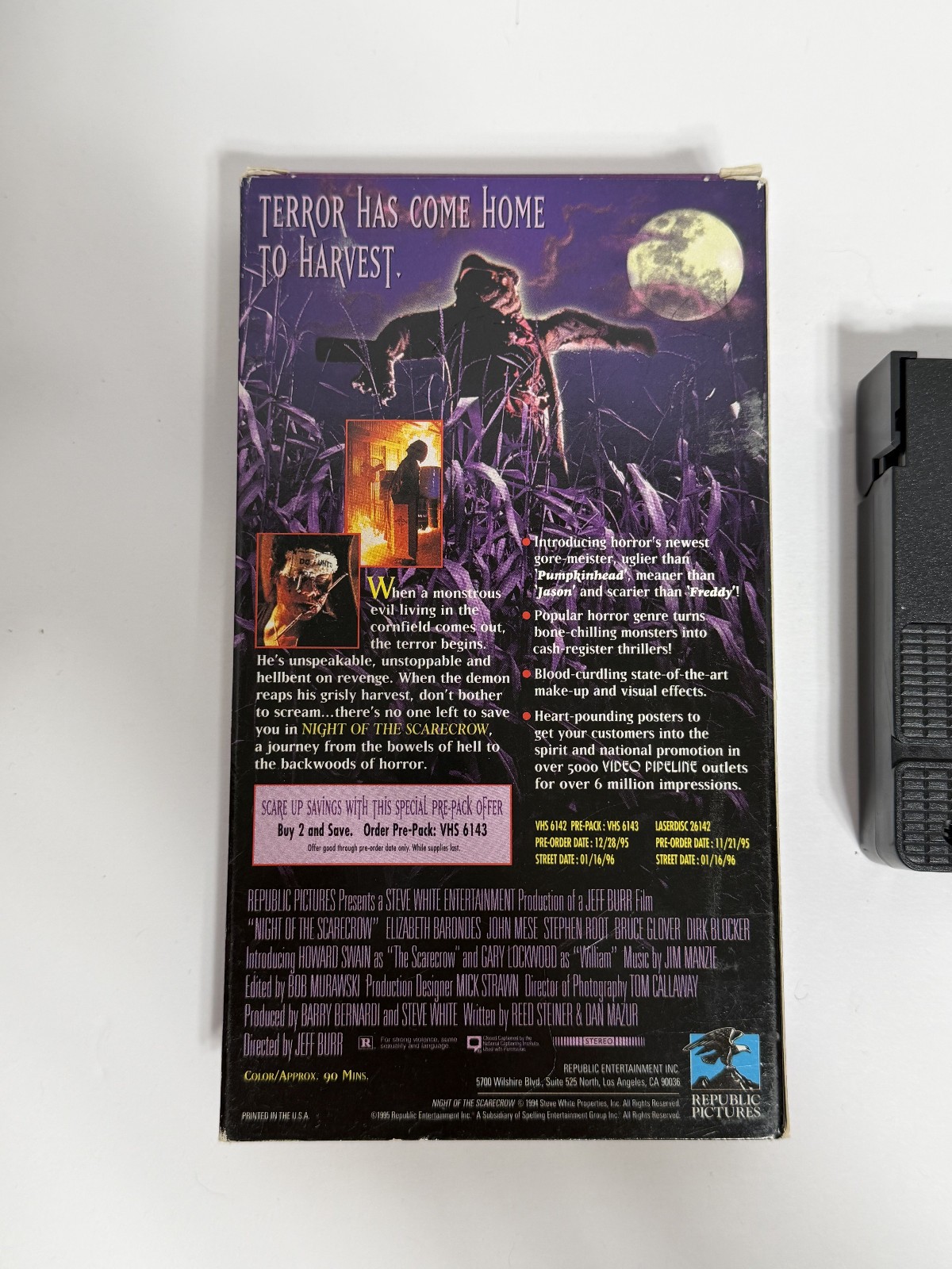 Night of the Scarecrow (VHS, 1995) *Promo Screener* Horror Republic Pictures