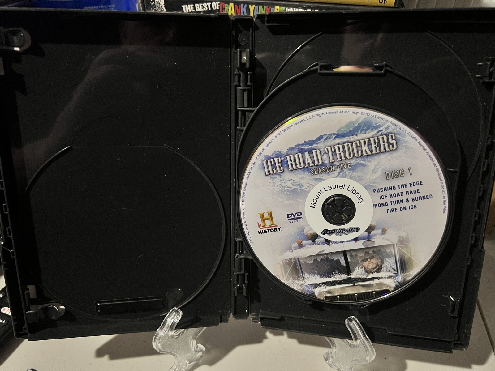 Ice Road Truckers : Season 5 ( DVD 2011 ) Original case 4 Disc set Used complete