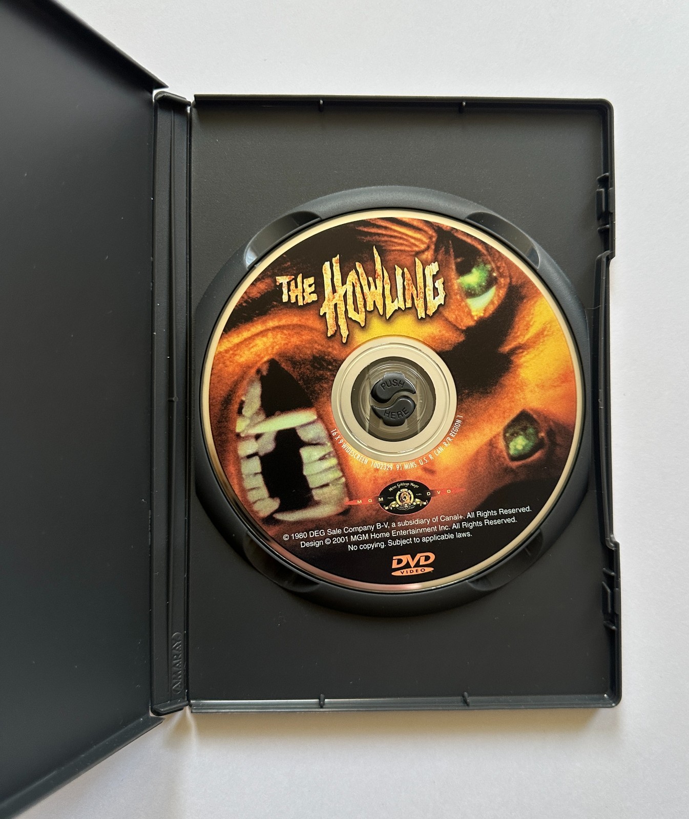 Joe Dante THE HOWLING (1981) Dee Wallace/Patrick Macnee | 2001 Widescreen DVD