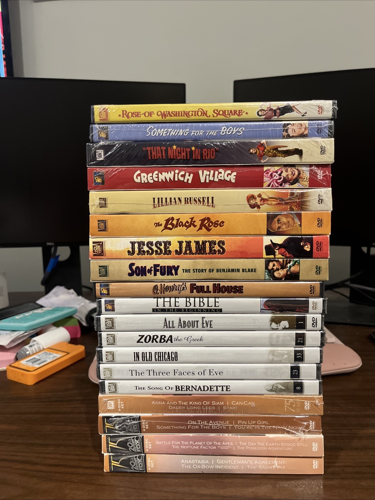 Lot Of 19 20th Century Studio Classics, Cinema Classics And Marquee Musicals!