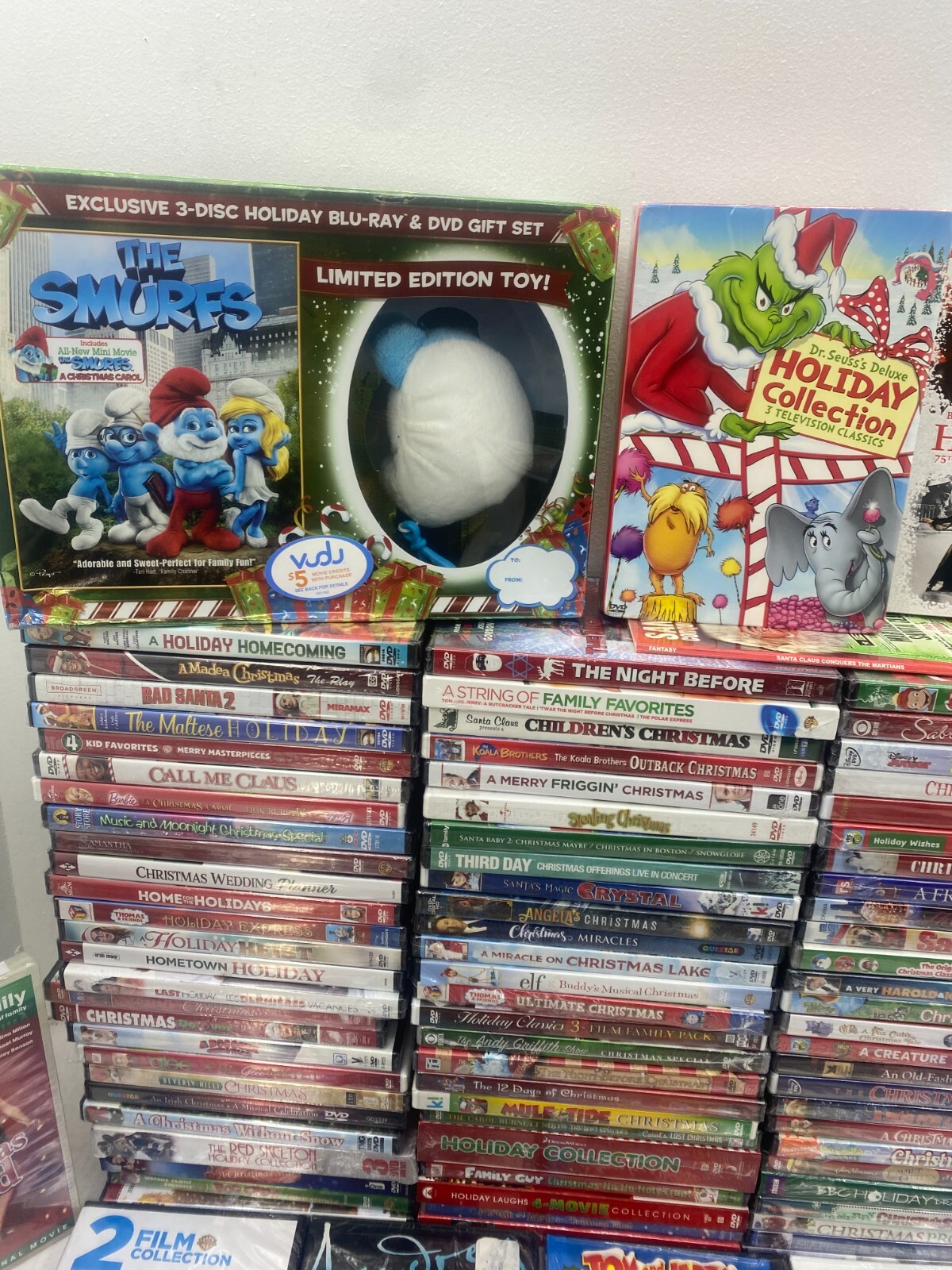 CHRISTMAS HOLIDAY MOVIES PICK & CHOOSE NEW FLAT RATE SHIPPING – DISNEY, HALLMARK