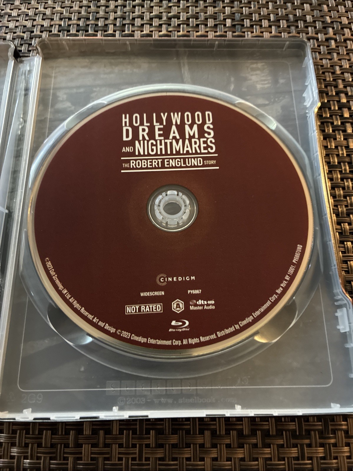 Hollywood Dreams and Nightmares: The Robert Englund Story w. Steelbook (Blu-ray)