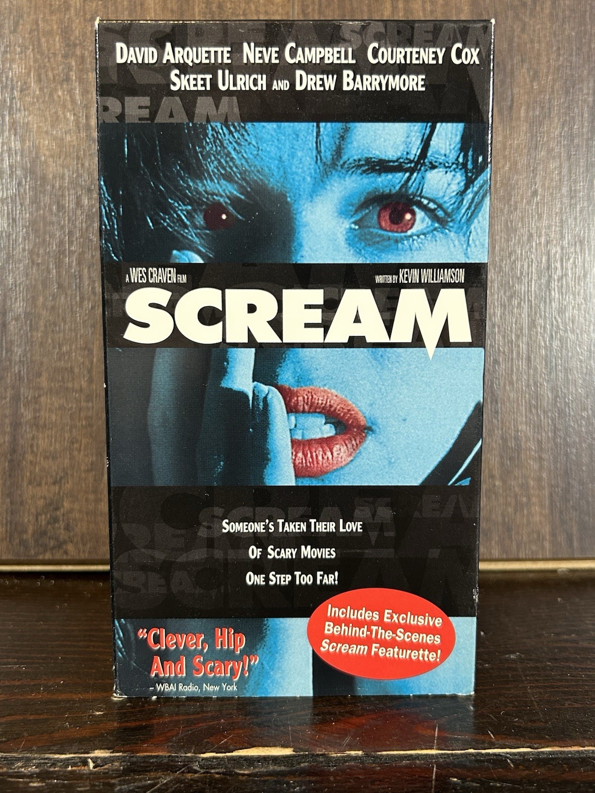 VTG Scream 1997 VHS Exclusive Neve Campbell Blue Cover Variant Rare Horror