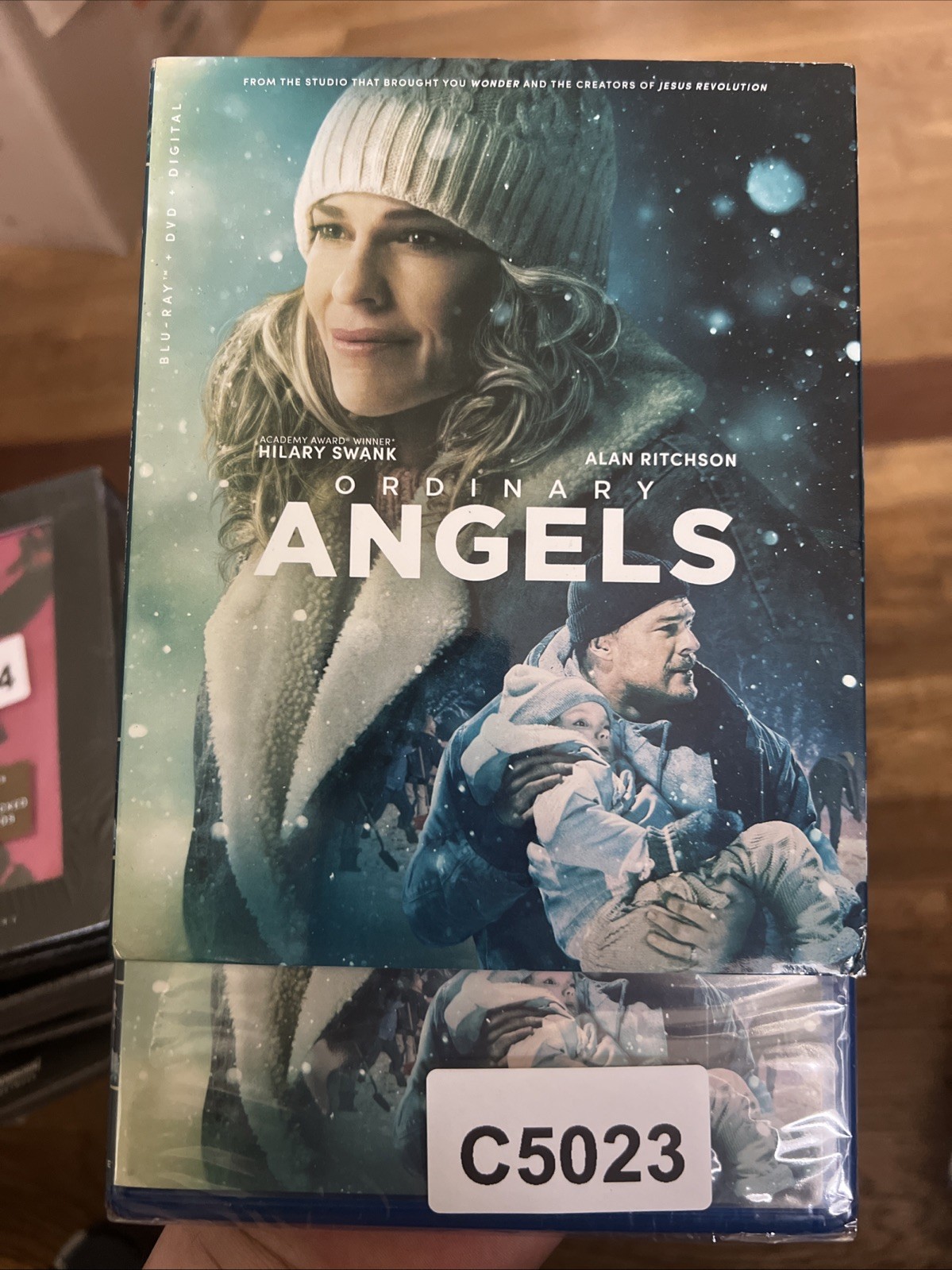 Ordinary Angels (Blu-ray, 2024) W/ Slipcover, Hilary Swank, Alan Ritchson