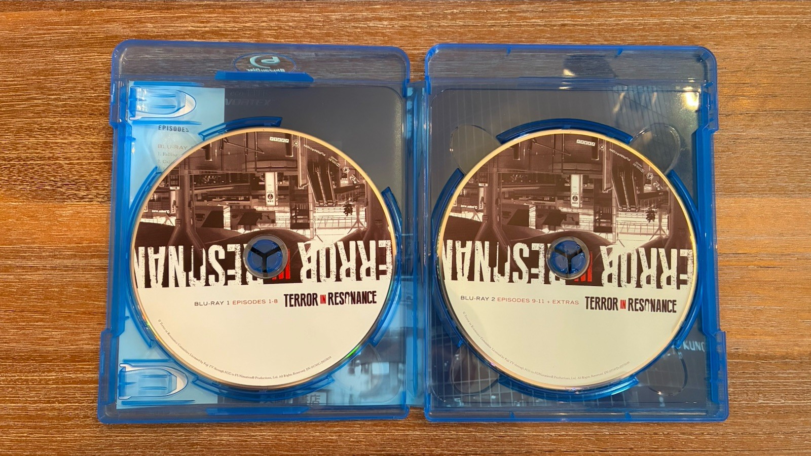 GREAT CONDITION Terror in Resonance Complete Series Blu-ray USA SELLER