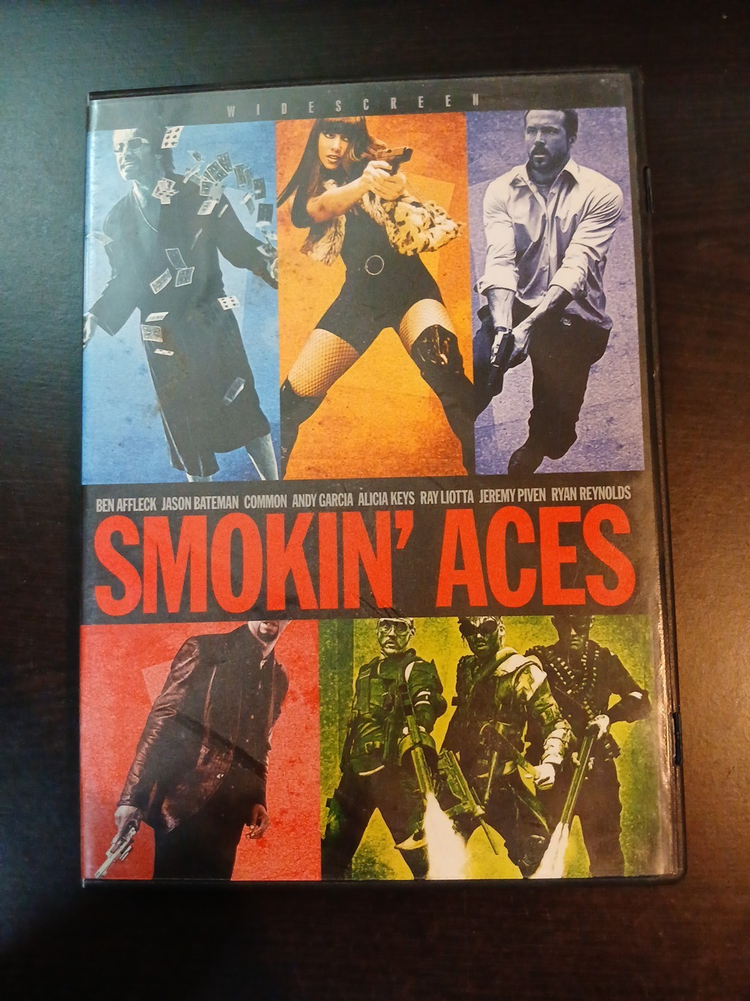 Smokin’ Aces (Widescreen Edition) [DVD] – DVD – GOOD