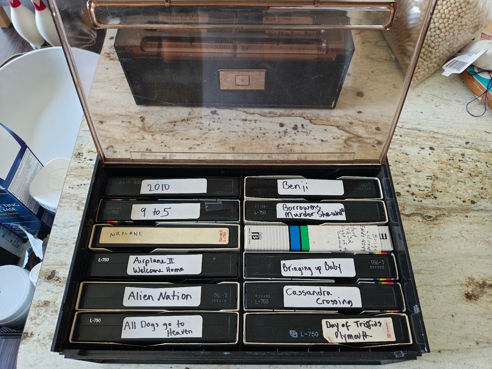 Lot of 12 Betamax Home Recordings w/ case! Beta Fuji, Scotch, Memorex, TDK