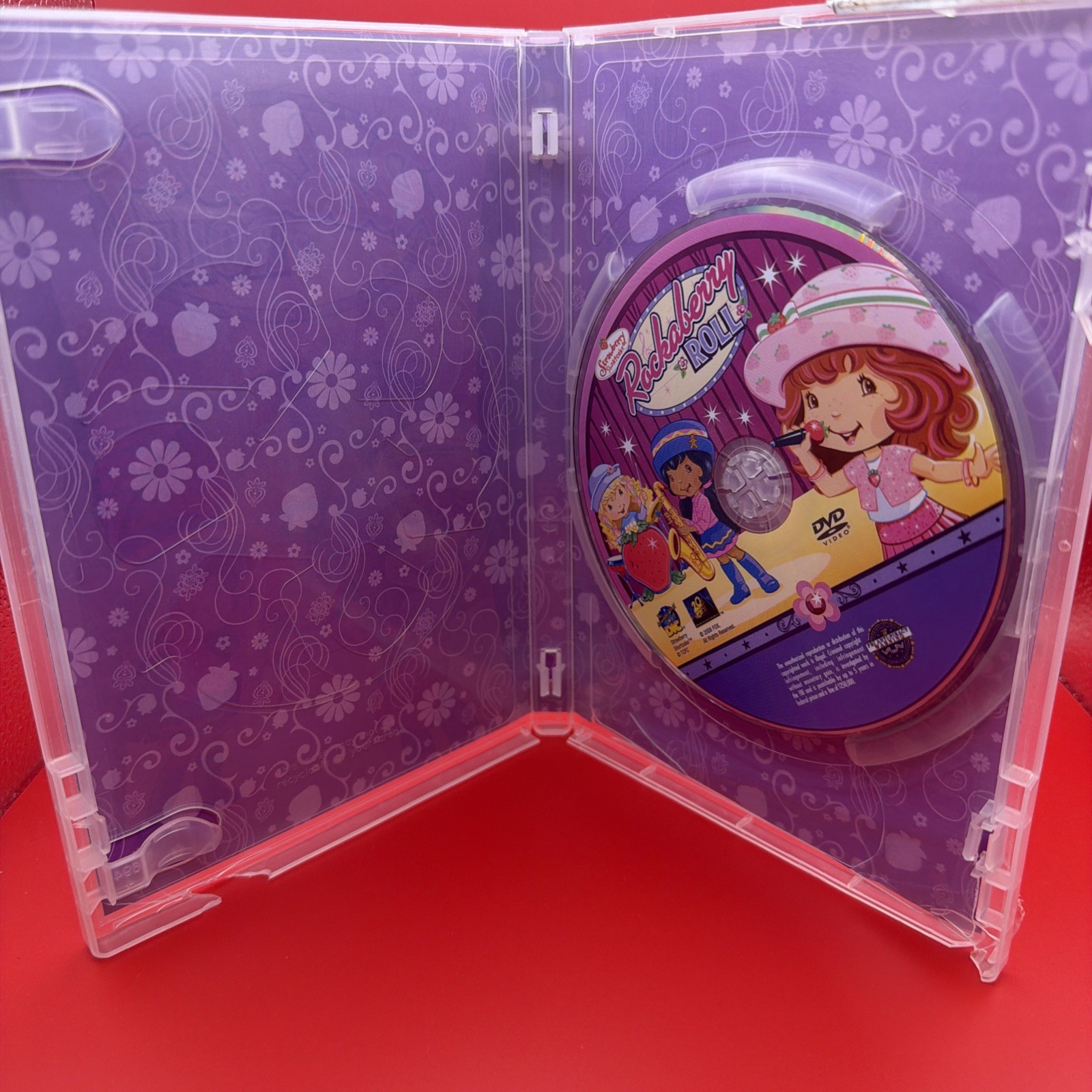STRAWBERRY SHORTCAKE – LOT OF 4 DVDs – Happily ever after, 2 movies/rockaberry