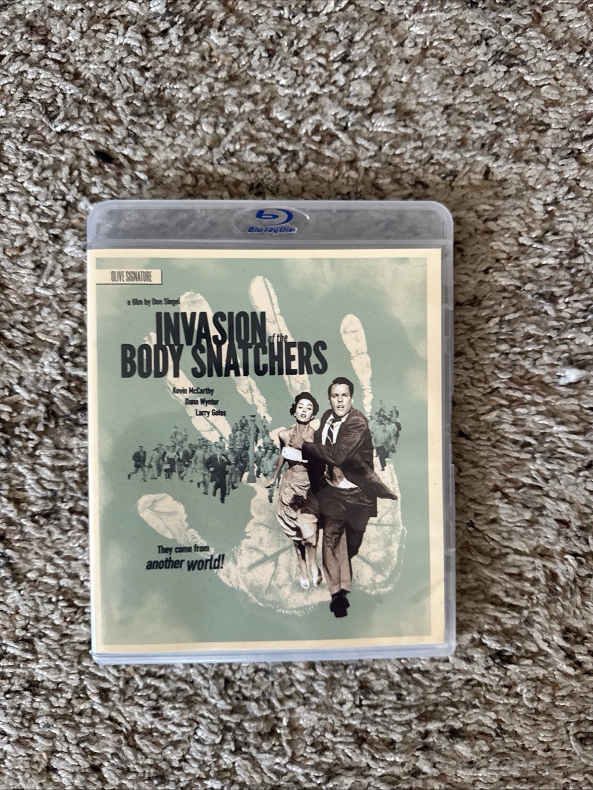Invasion of the Body Snatchers (Olive Signature) Blu-ray] OOP