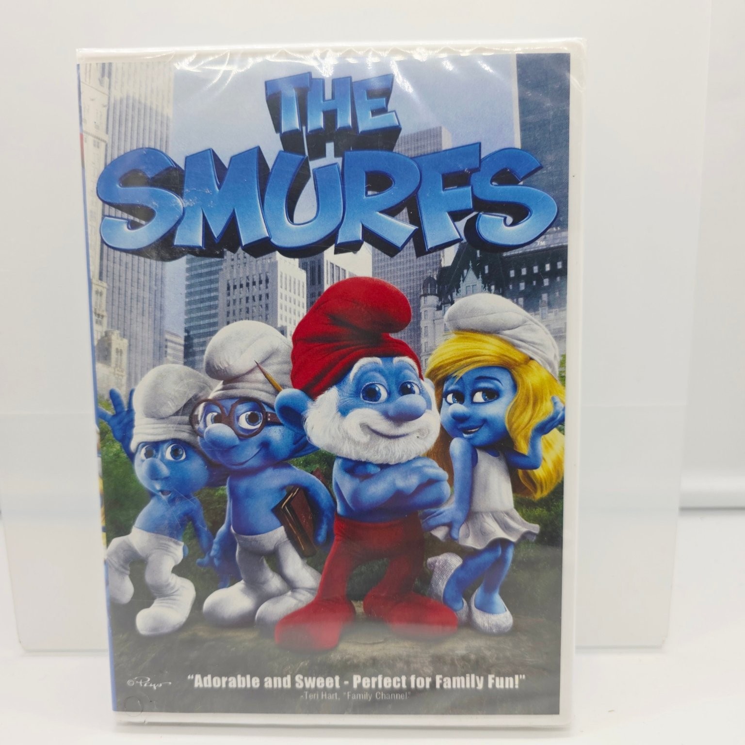 The Smurfs DVD 2011 Neil Patrick Harris Katy Perry Raja Gosnell Family Movie