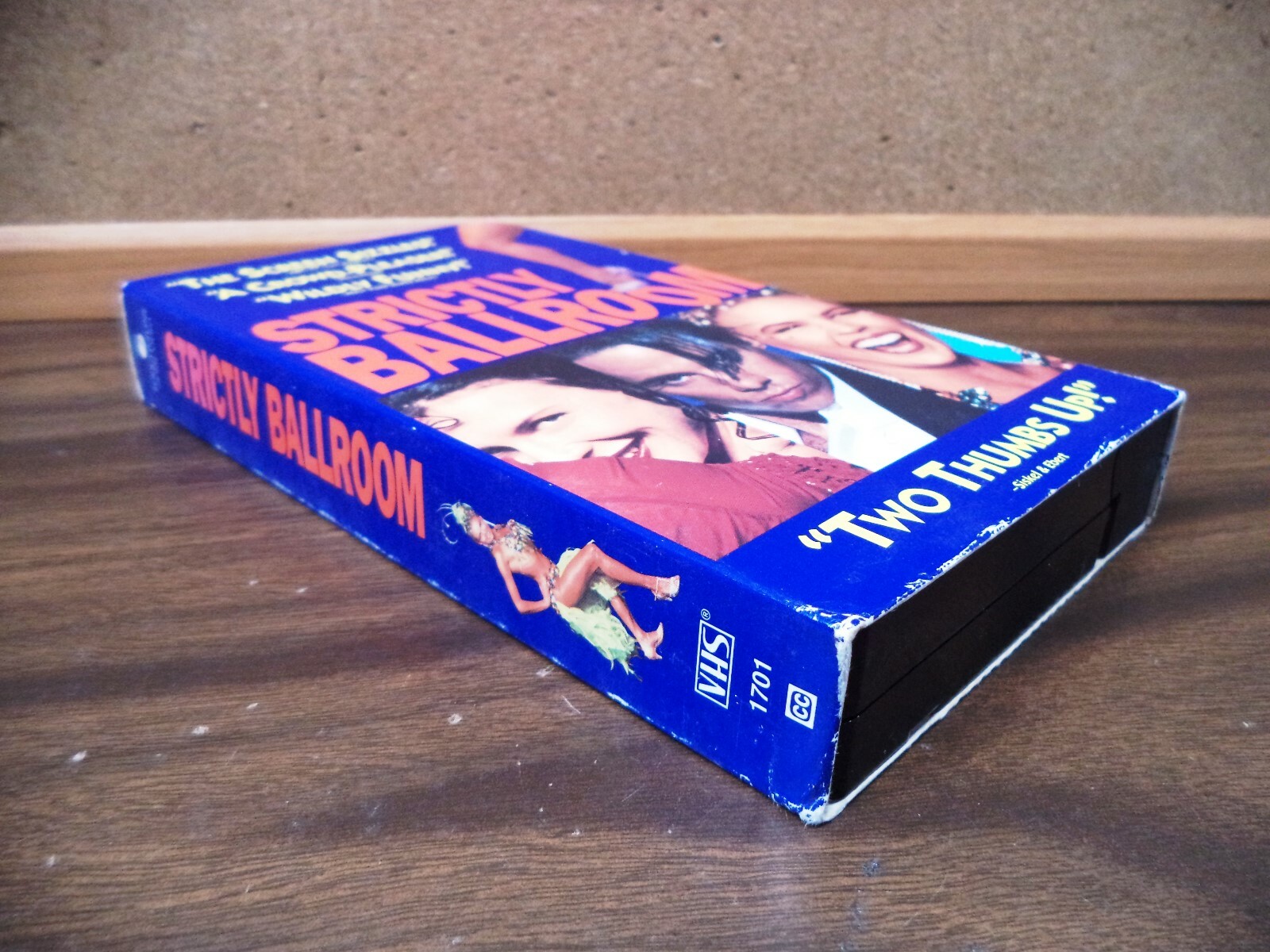 STRICTLY BALLROOM (VHS 94) Paul Mercurio, Tara Morice, Bill Hunter, Pat Thomson