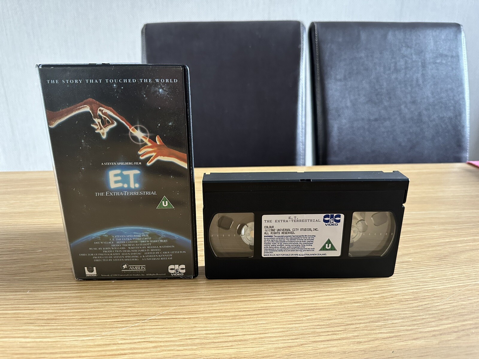 E. T. The Extra Terrestrial VHS 1982 CIC Video Steven Spielberg