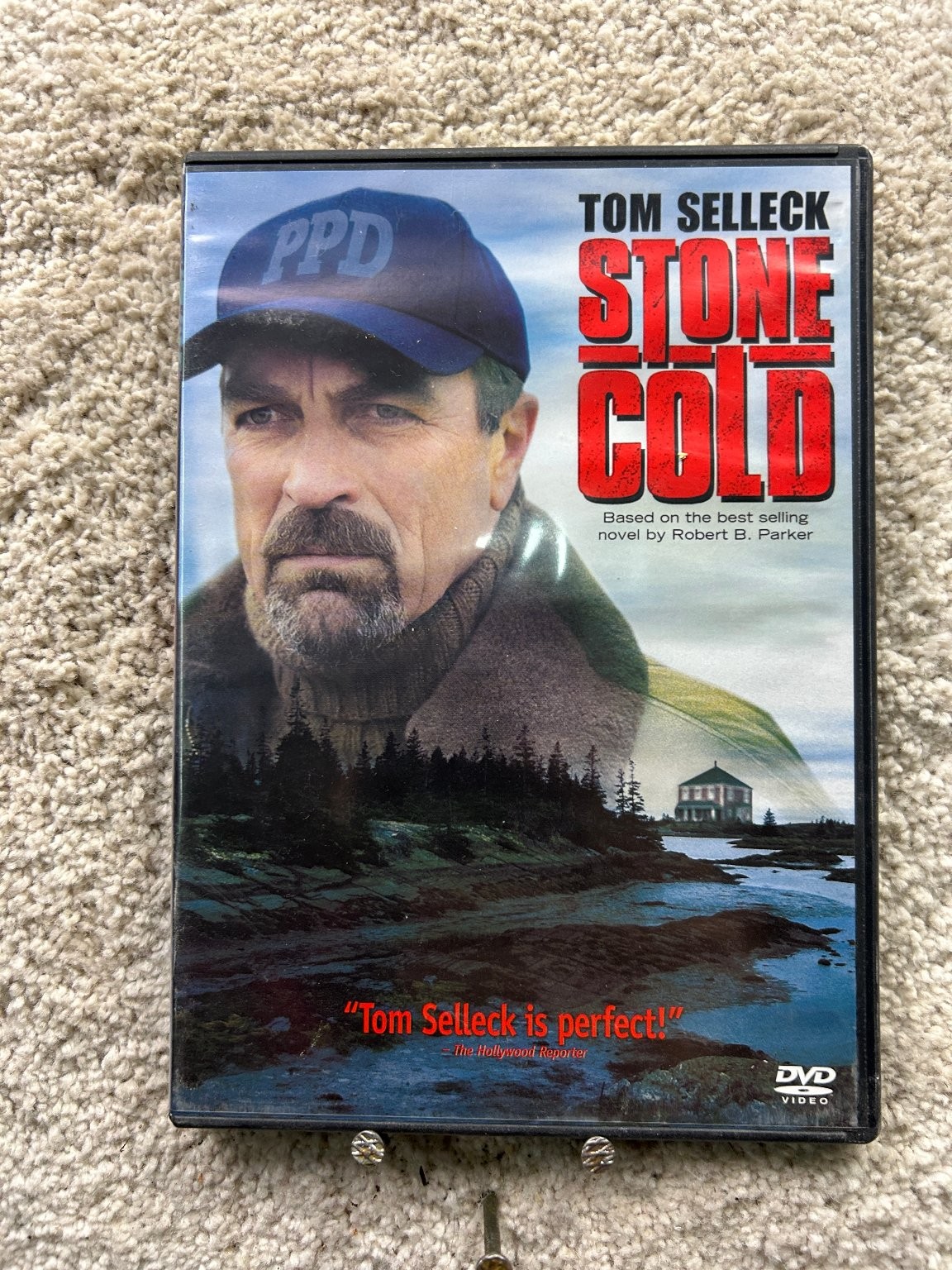 Stone Cold DVD 2005 Tom Selleck Robert Harmon Thriller Robert B. Parker