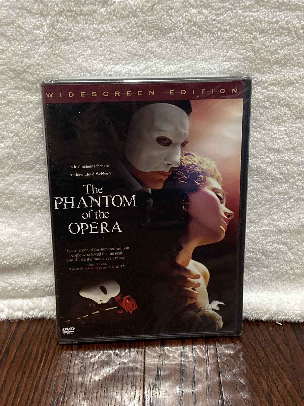 THE PHANTOM OF THE OPERA New Sealed DVD 2004 Gerard Butler