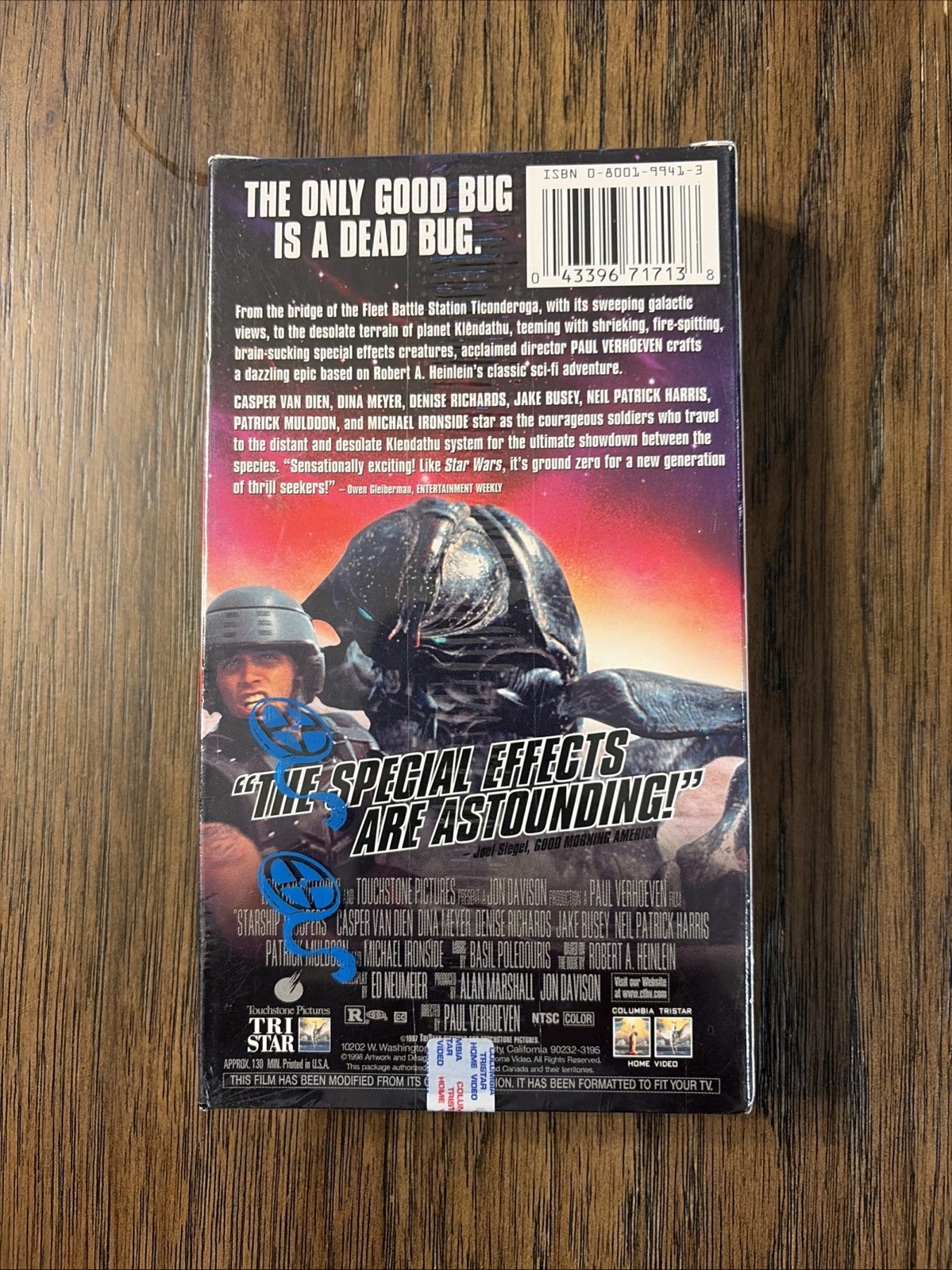 NEW Starship Troopers VHS 1998 Casper Van Dien Denise Richards Sealed