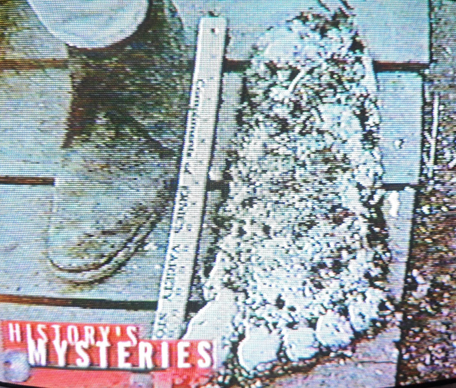 BIGFOOT & OTHER MONSTERS [HISTORY’S MYSTERIES] (VHS 50MIN. 2000)