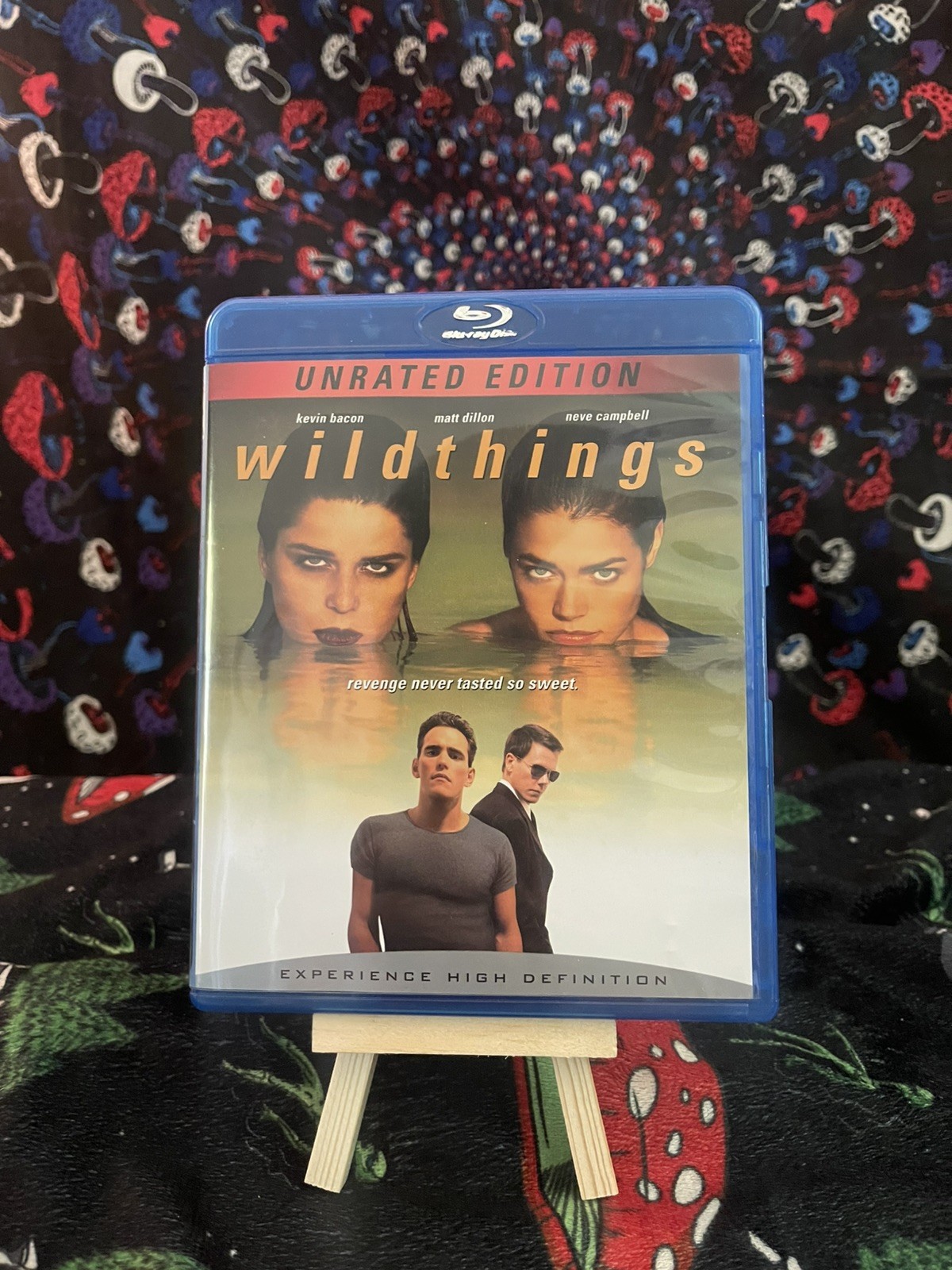 Wild Things (Unrated Edition) [Blu-ray] – Blu-ray – VERY GOOD