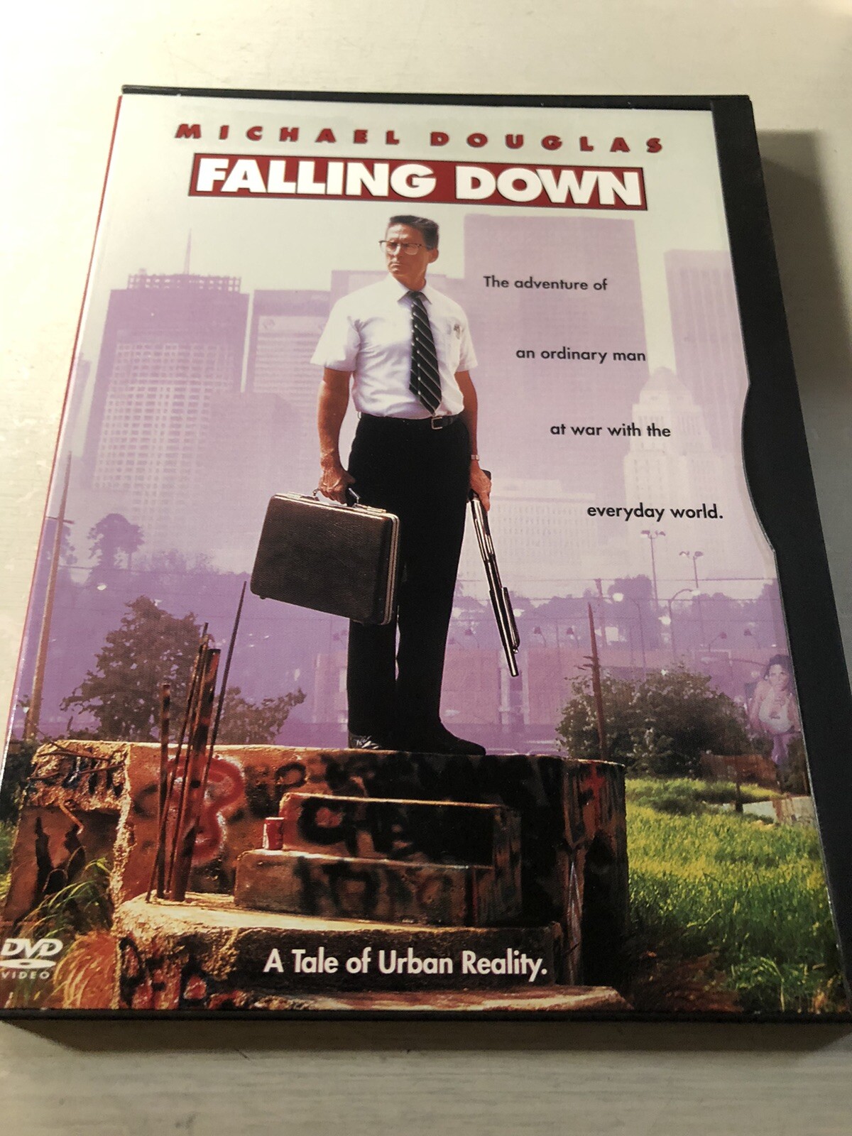 Falling Down (1993) DVD Crime Drama Michael Douglas Robert Duvall